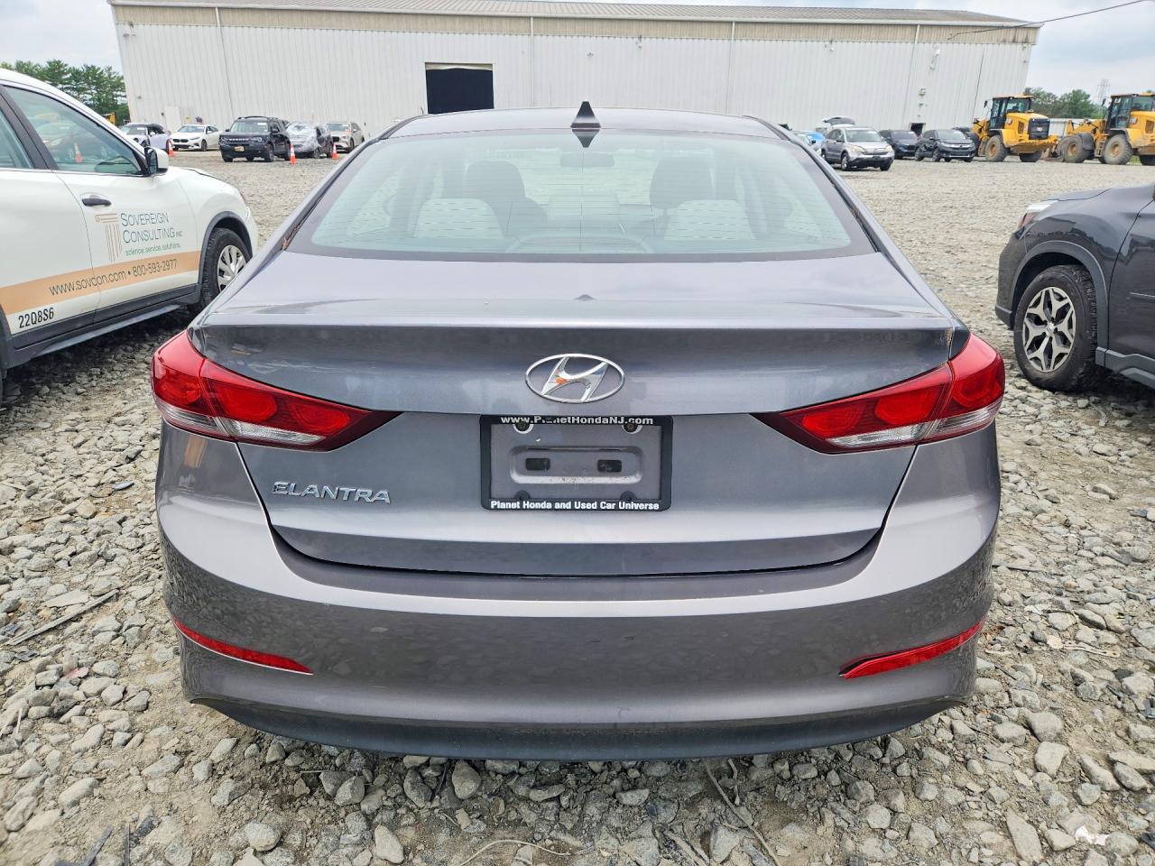 2018 Hyundai Elantra Sel Gray vin: 5NPD84LF7JH364986