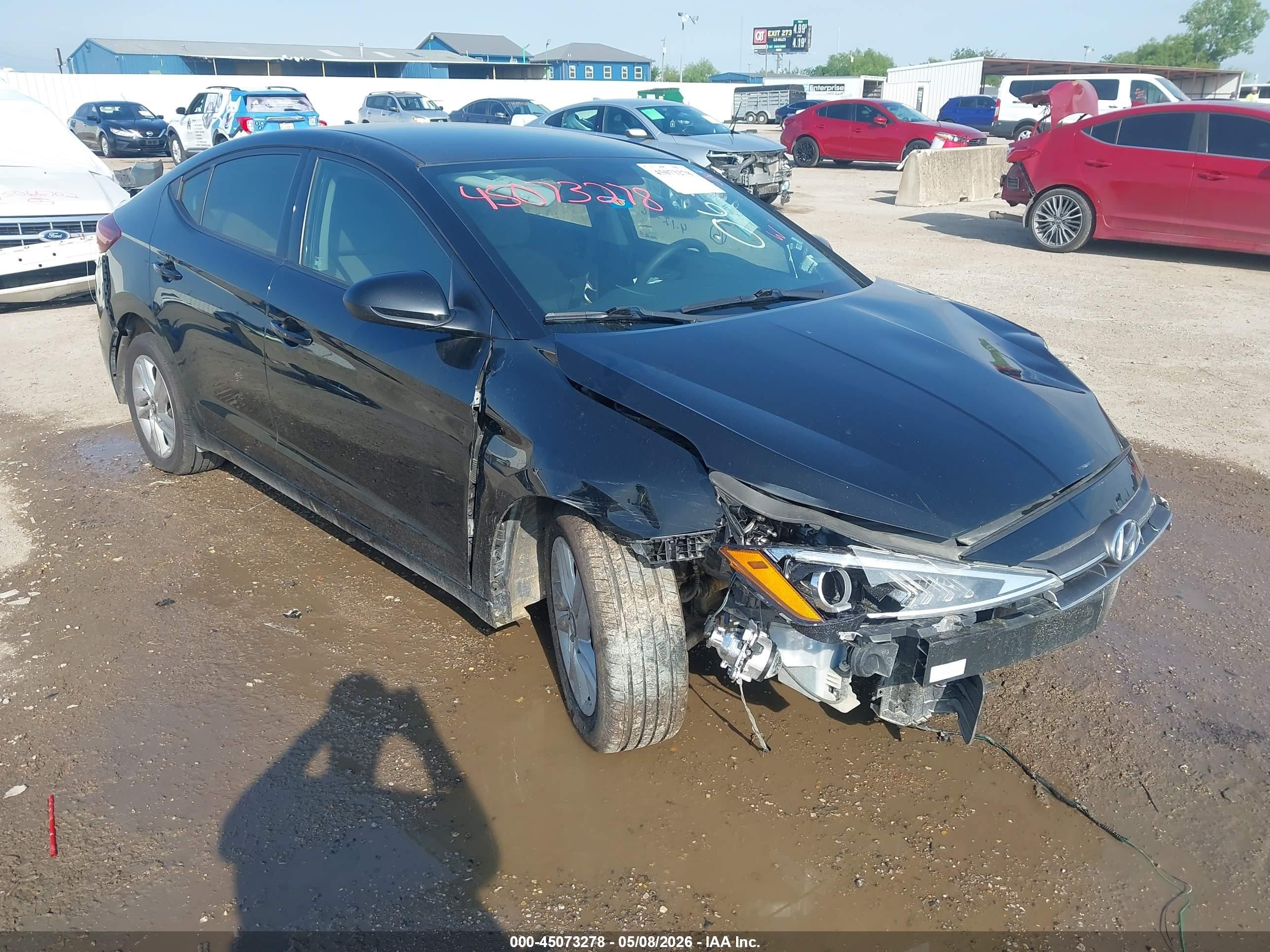 2019 Hyundai Elantra Sel Black vin: 5NPD84LF7KH440384