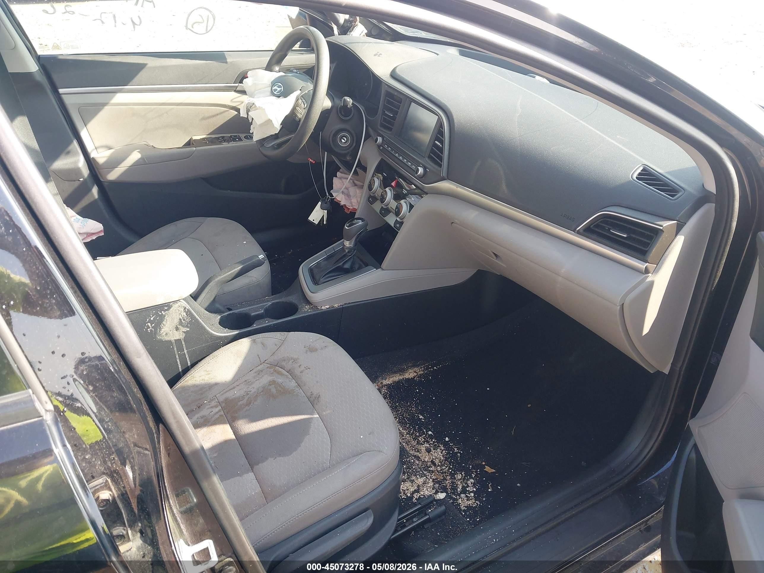 2019 Hyundai Elantra Sel Black vin: 5NPD84LF7KH440384
