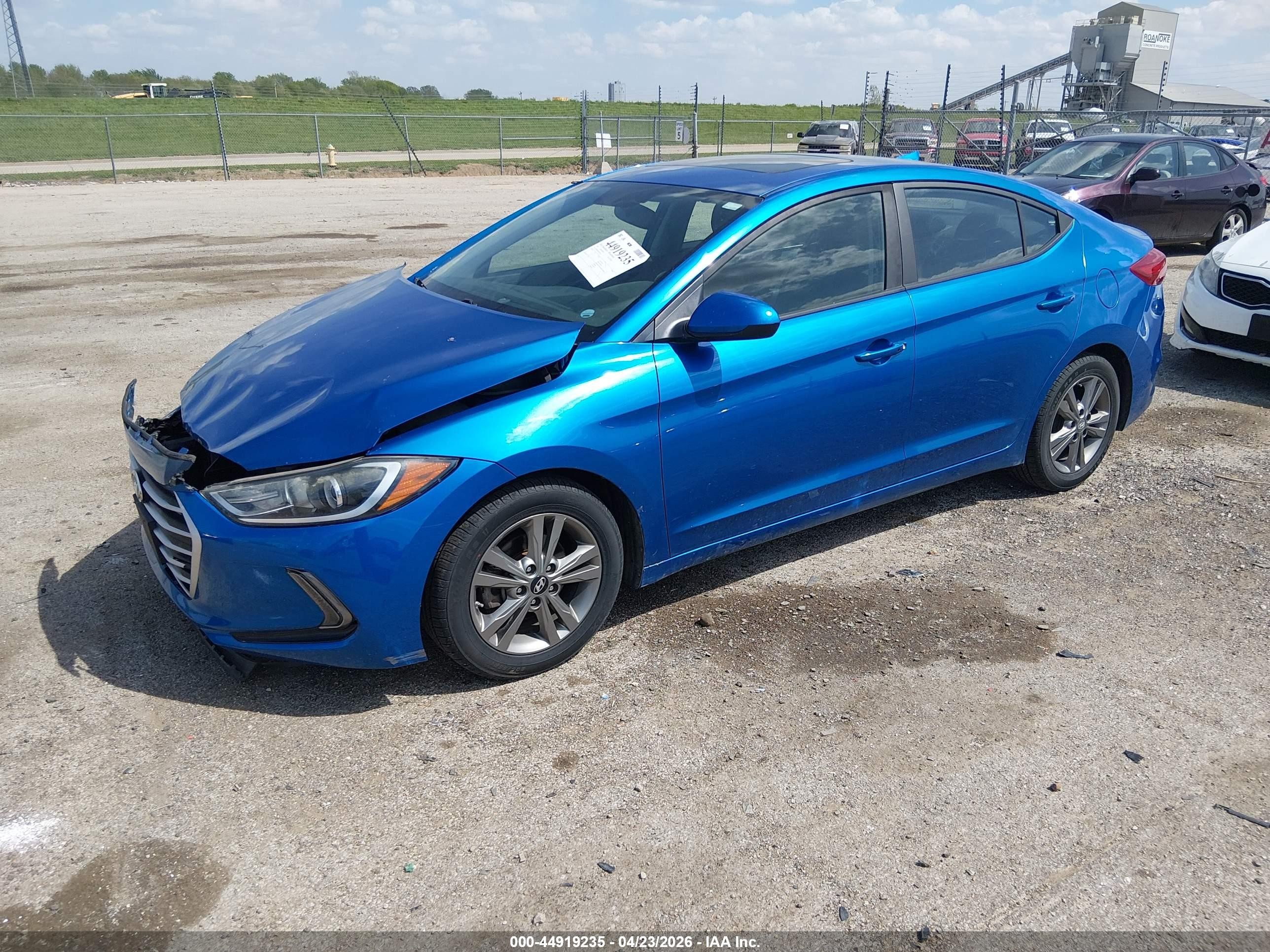 2017 Hyundai Elantra Value Edition Синий vin: 5NPD84LF8HH170350
