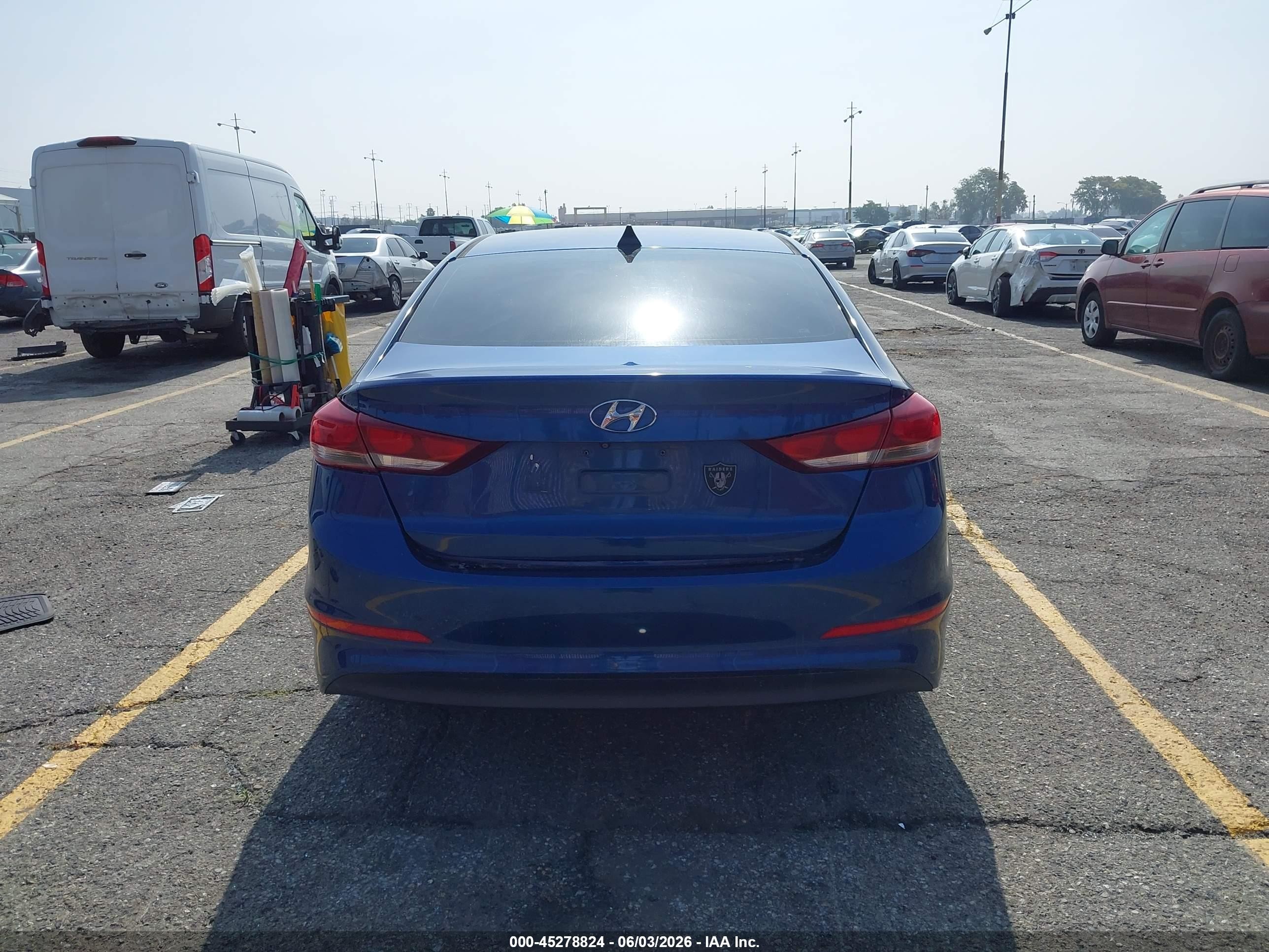 2018 Hyundai Elantra Sel Blue vin: 5NPD84LF8JH213526