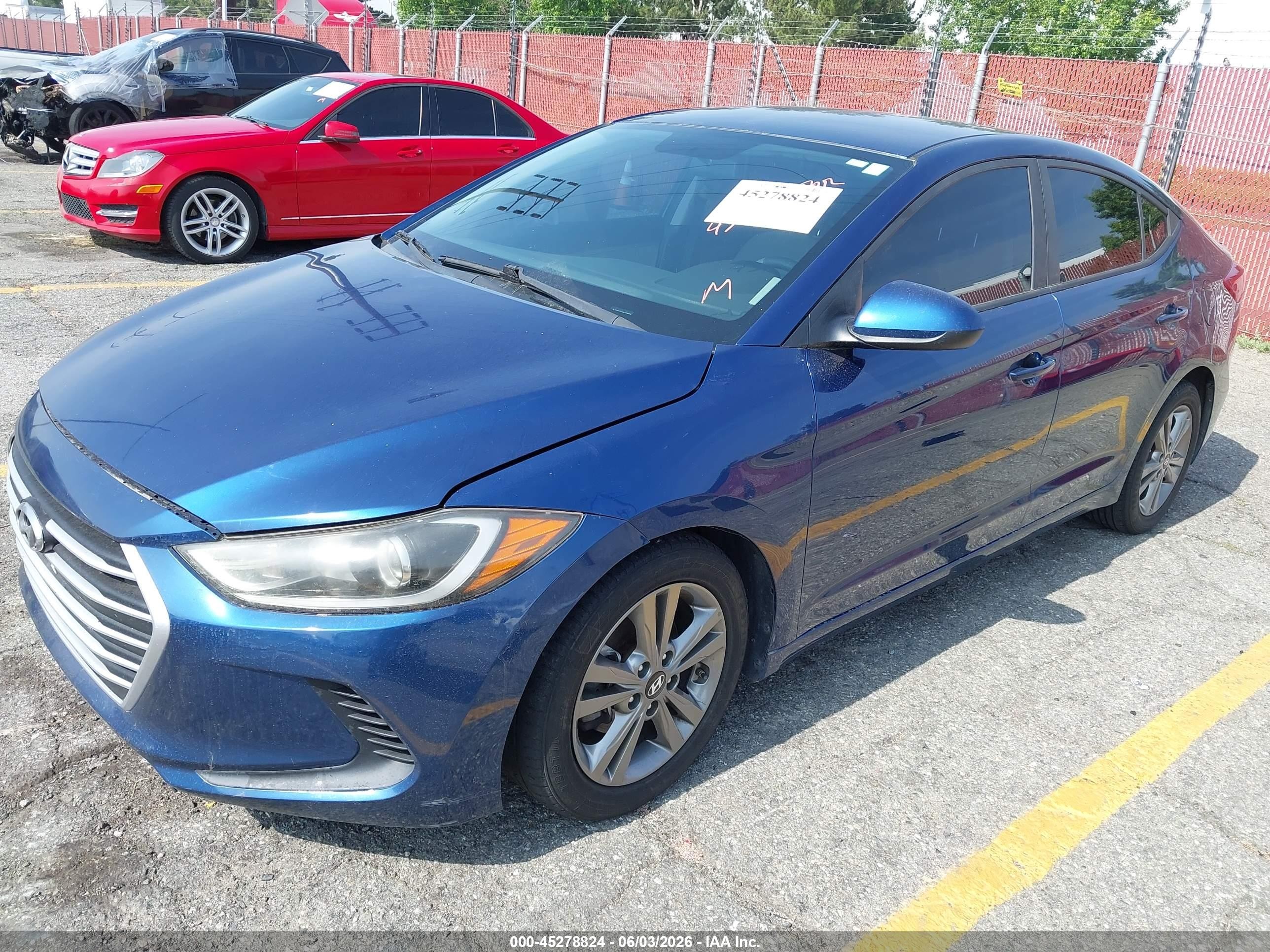 2018 Hyundai Elantra Sel Blue vin: 5NPD84LF8JH213526