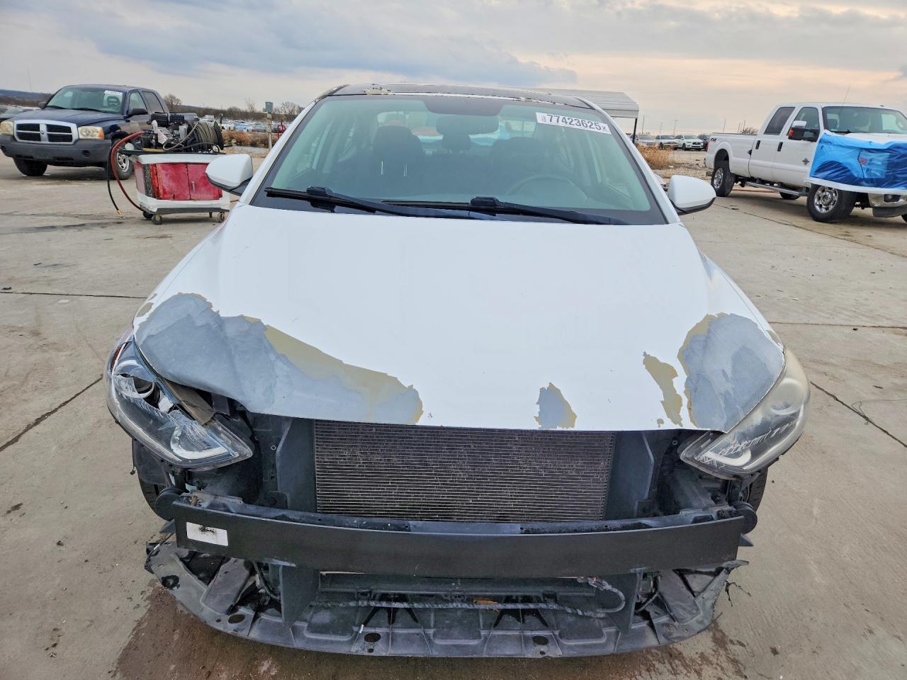 2018 Hyundai Elantra Value Edition White vin: 5NPD84LF8JH230715