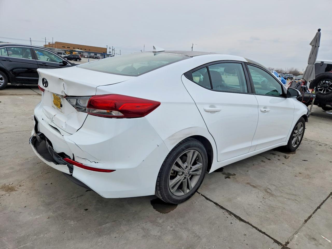 2018 Hyundai Elantra Value Edition White vin: 5NPD84LF8JH230715