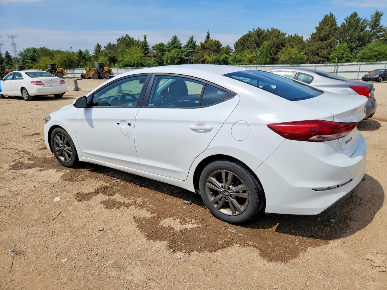 2018 Hyundai Elantra Sel White vin: 5NPD84LF8JH232187