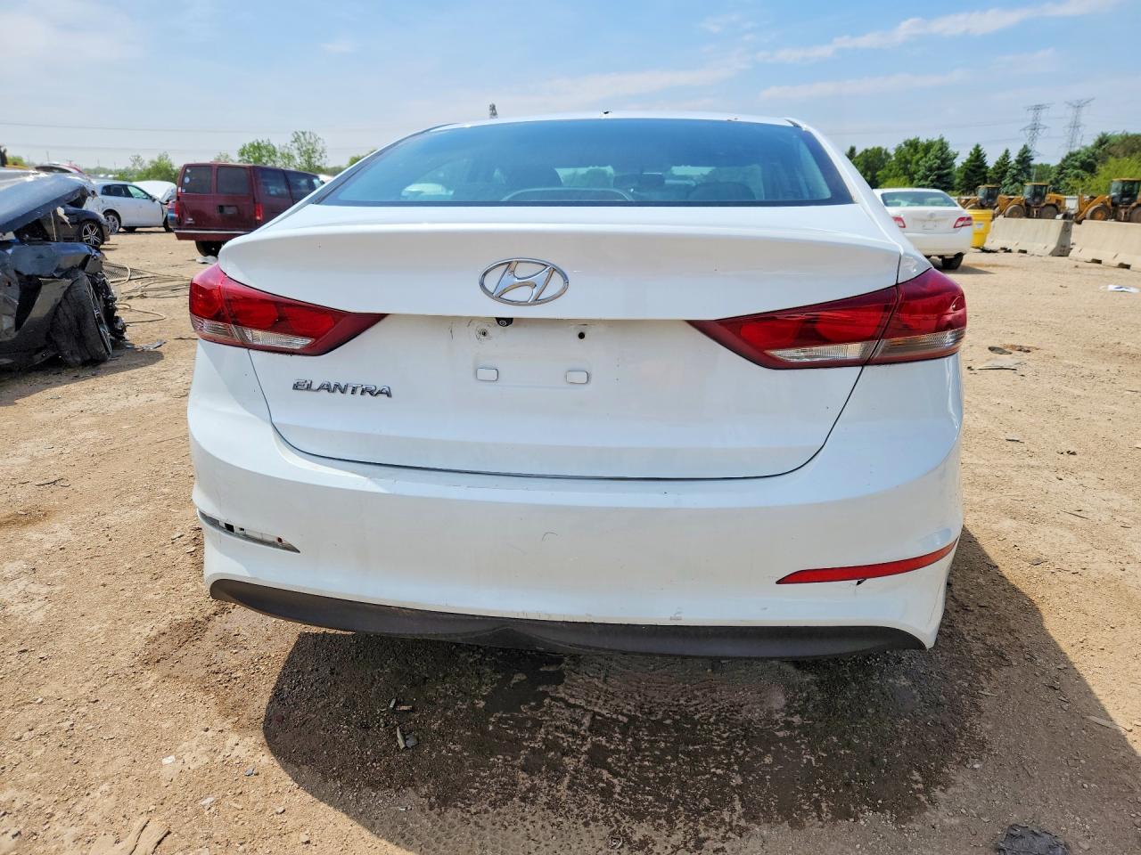 2018 Hyundai Elantra Sel White vin: 5NPD84LF8JH232187