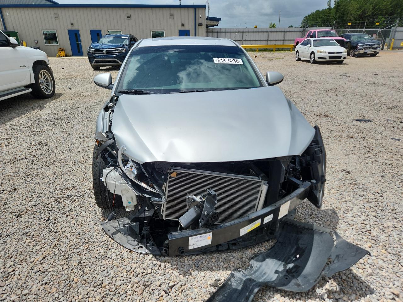 2018 Hyundai Elantra Value Edition Silver vin: 5NPD84LF8JH267134