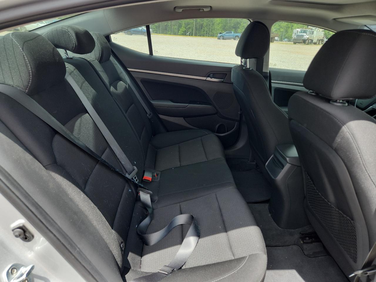 2018 Hyundai Elantra Value Edition Silver vin: 5NPD84LF8JH267134