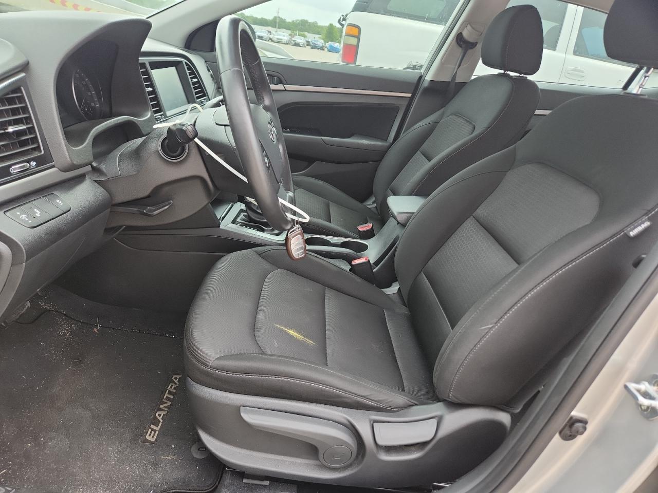 2018 Hyundai Elantra Value Edition Silver vin: 5NPD84LF8JH267134