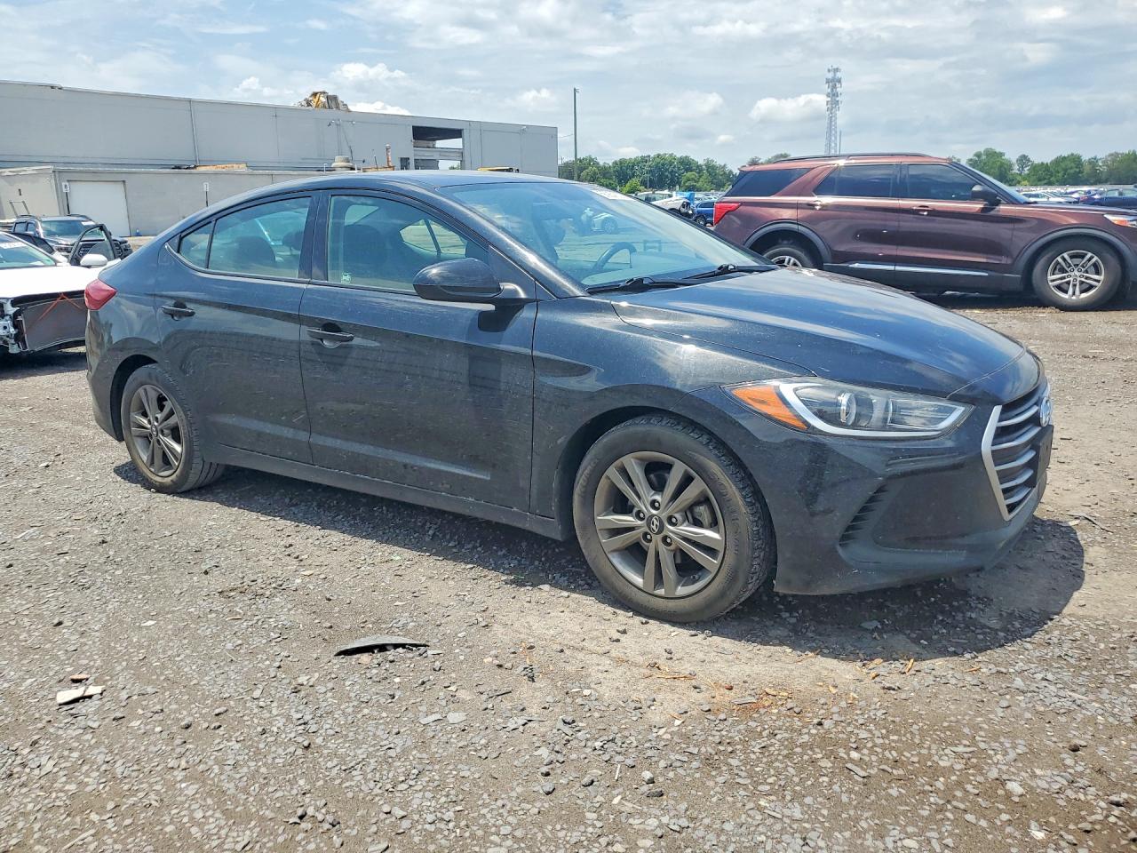 2018 Hyundai Elantra Sel Black vin: 5NPD84LF8JH332094