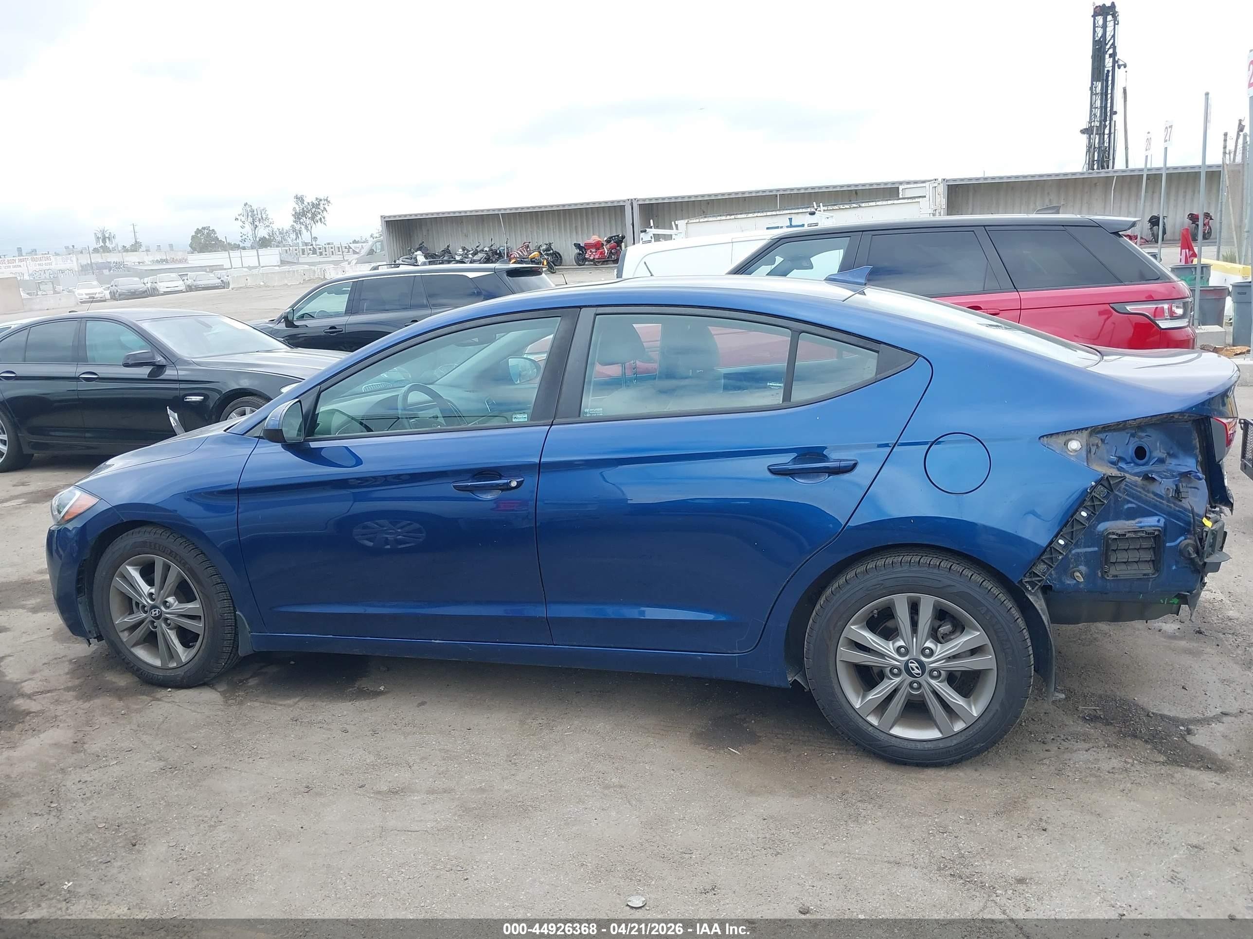 2018 Hyundai Elantra Value Edition Blue vin: 5NPD84LF8JH355617