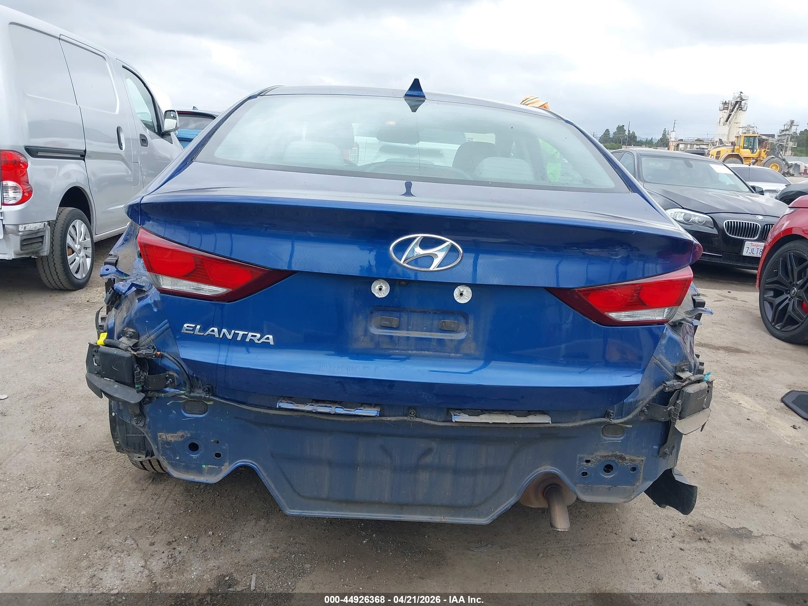 2018 Hyundai Elantra Value Edition Blue vin: 5NPD84LF8JH355617