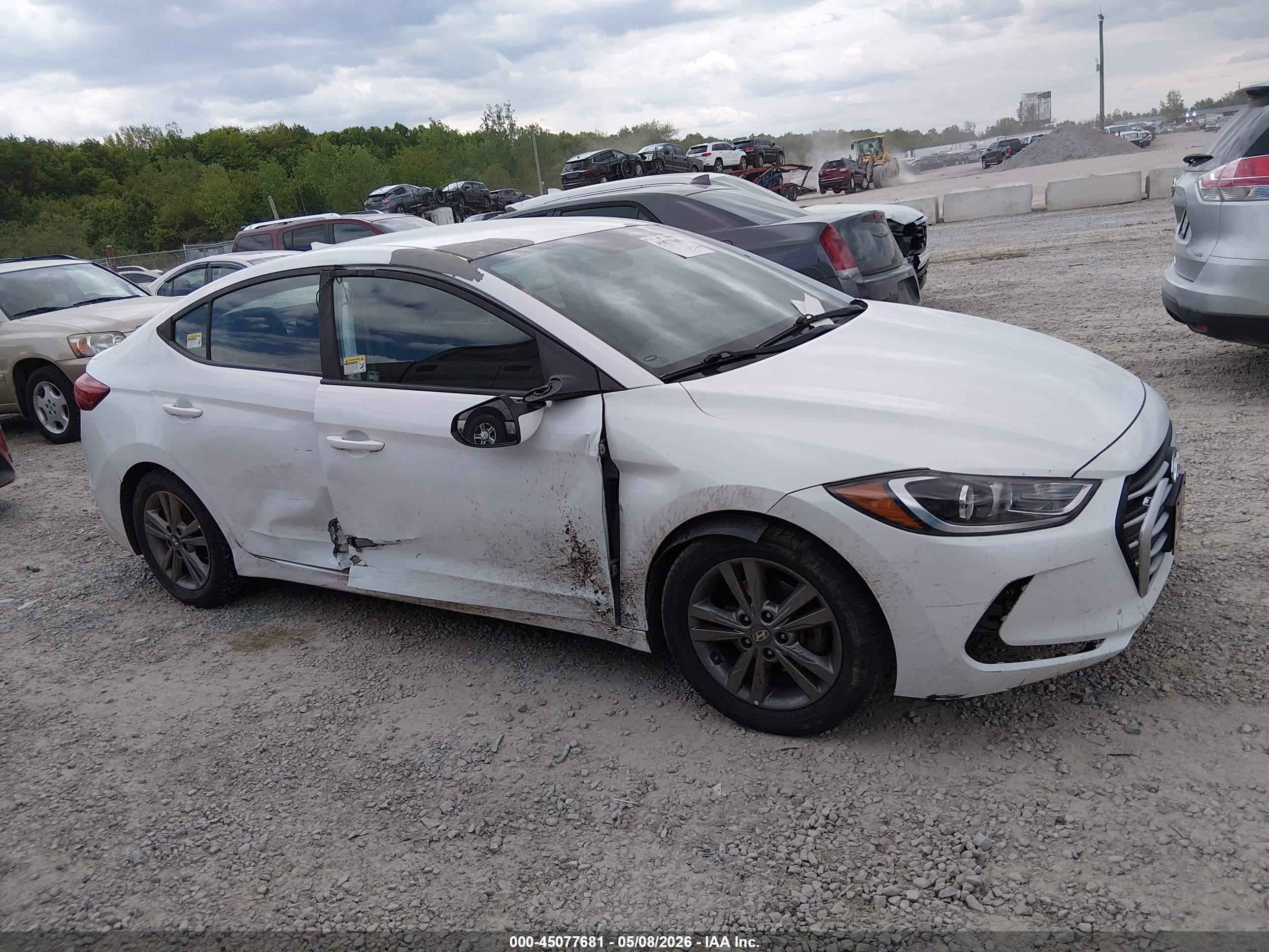 2018 Hyundai Elantra Sel White vin: 5NPD84LF8JH358274