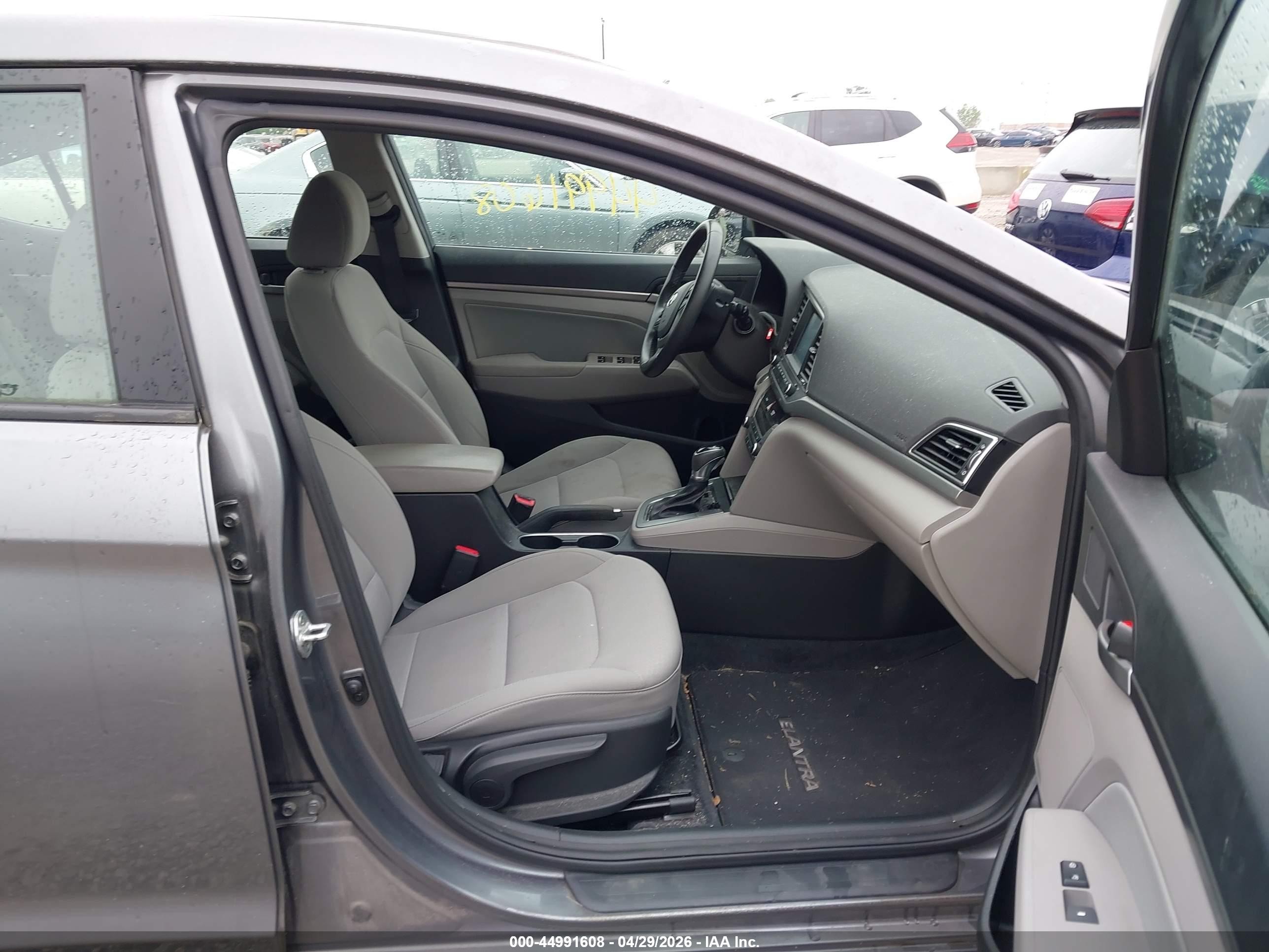 2018 Hyundai Elantra Value Edition Gray vin: 5NPD84LF8JH372241