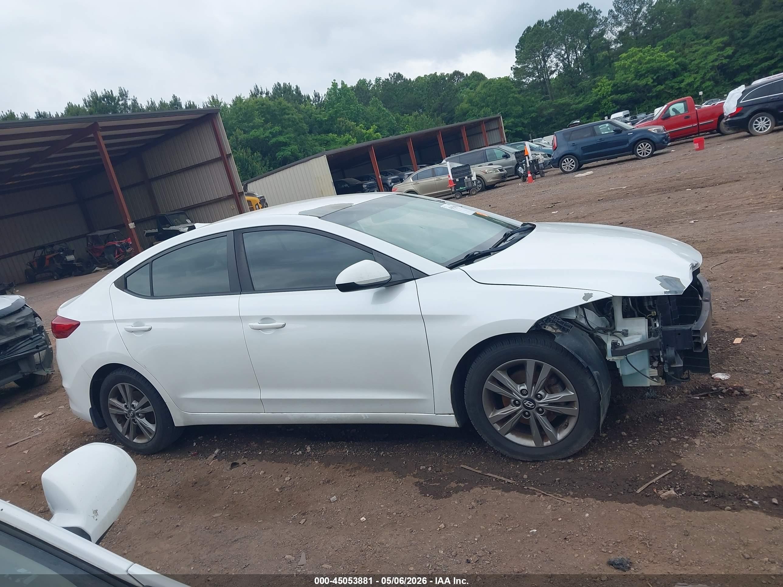2018 Hyundai Elantra Sel White vin: 5NPD84LF8JH380842