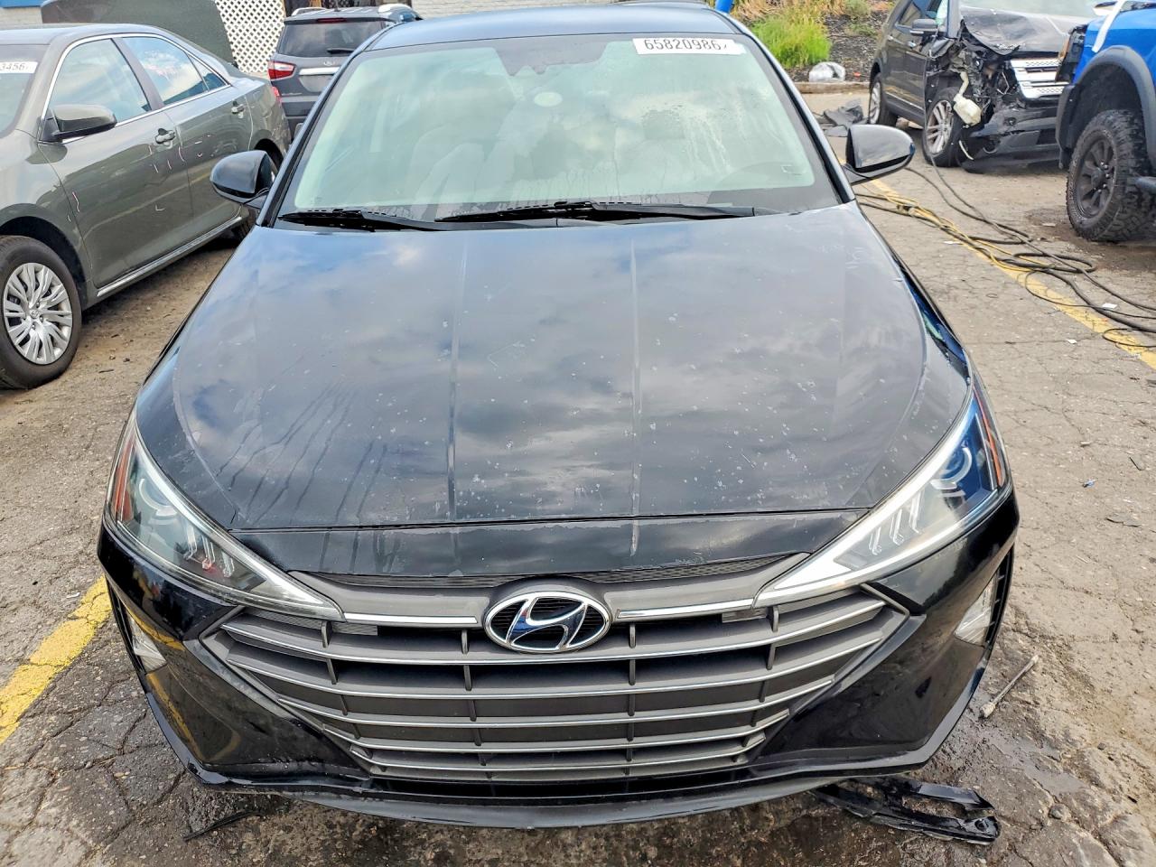 2020 Hyundai Elantra Sel Black vin: 5NPD84LF8LH578887