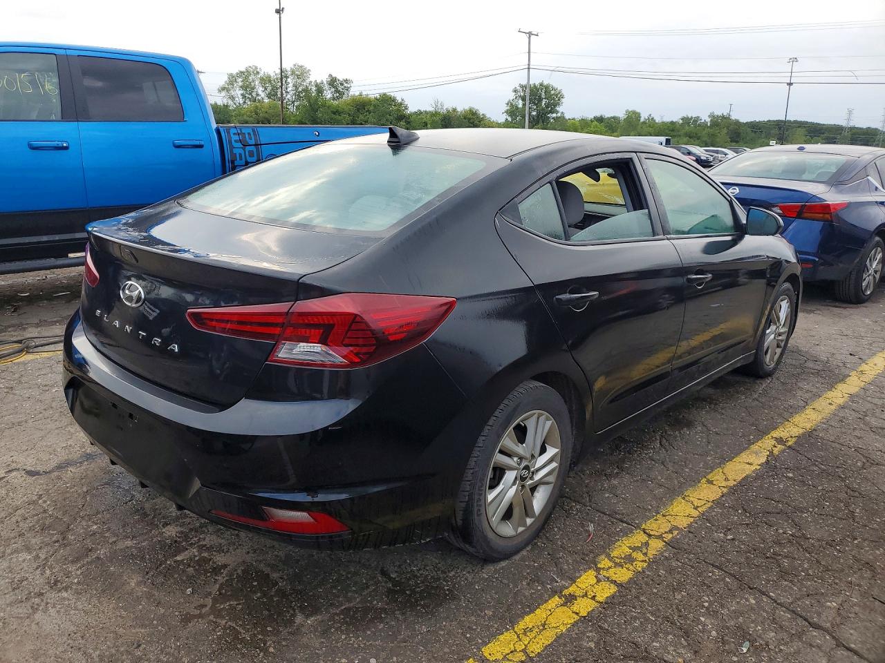 2020 Hyundai Elantra Sel Black vin: 5NPD84LF8LH578887
