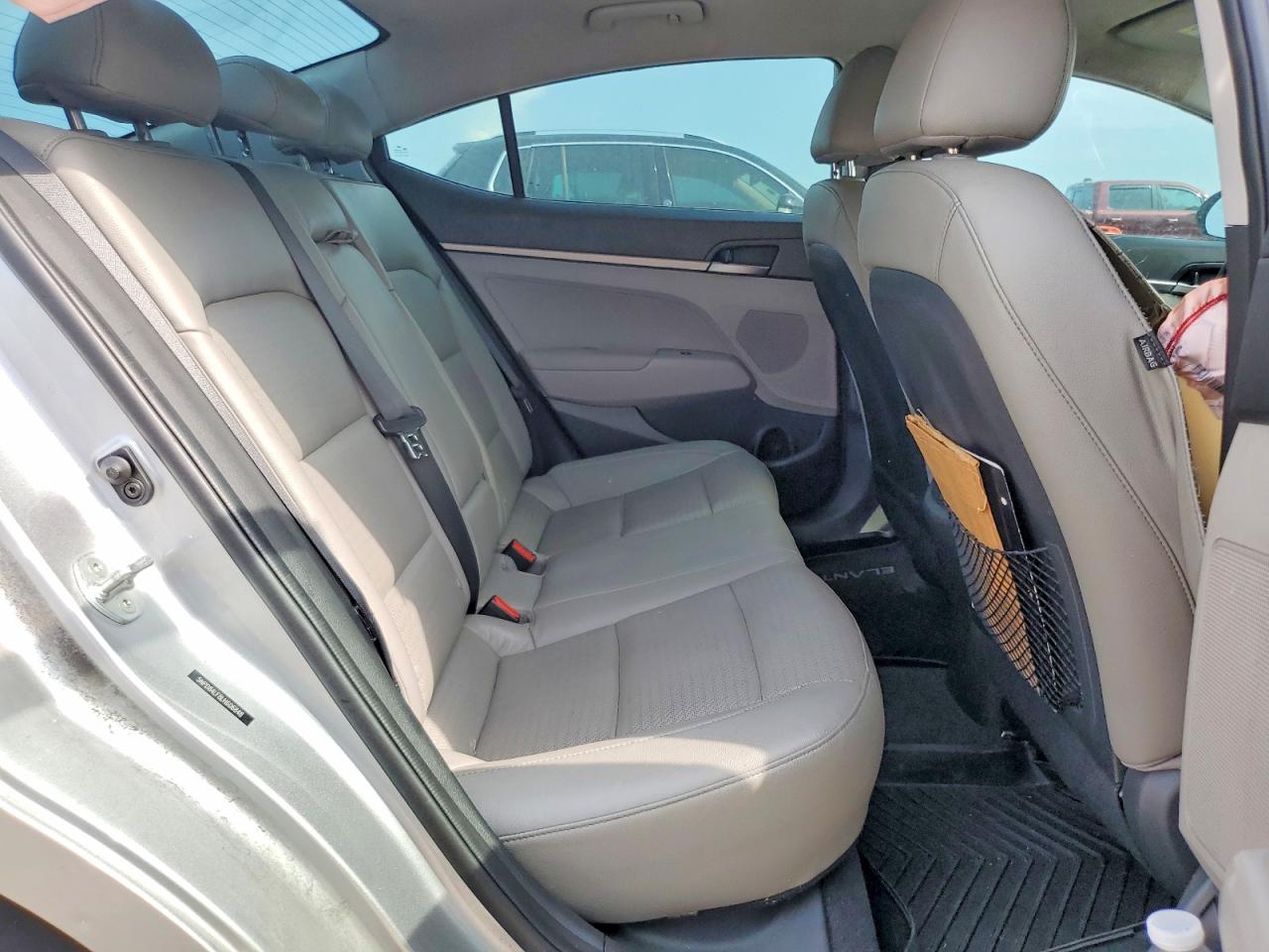 2020 Hyundai Elantra Silver vin: 5NPD84LF8LH606848
