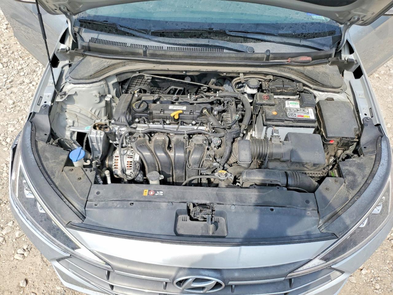 2020 Hyundai Elantra Silver vin: 5NPD84LF8LH606848