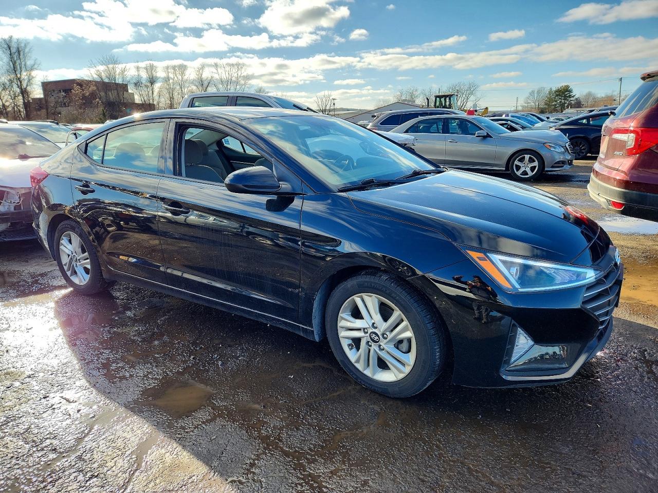 2020 Hyundai Elantra Sel Black vin: 5NPD84LF8LH610589