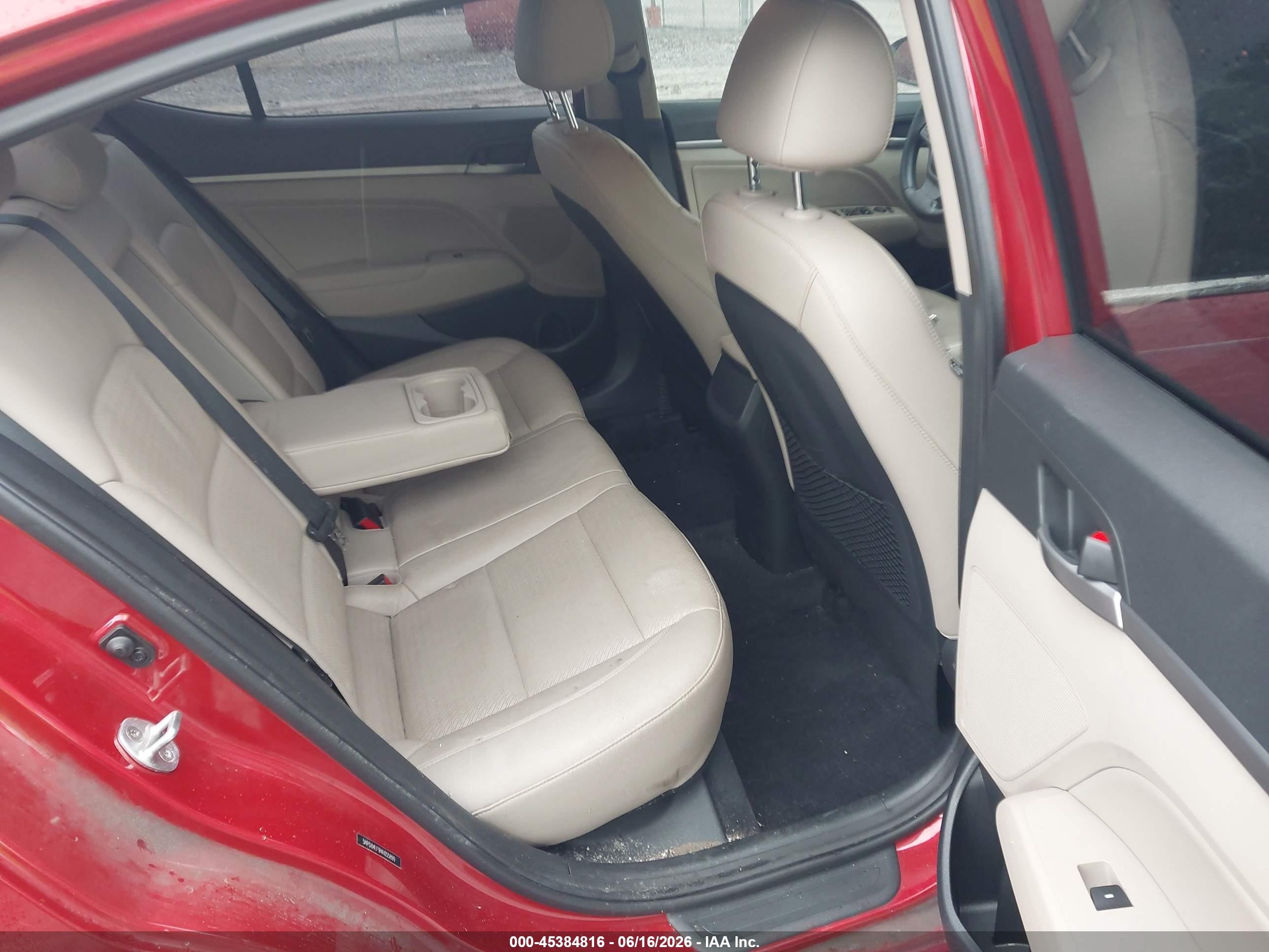 2017 Hyundai Elantra Limited Red vin: 5NPD84LF9HH055899