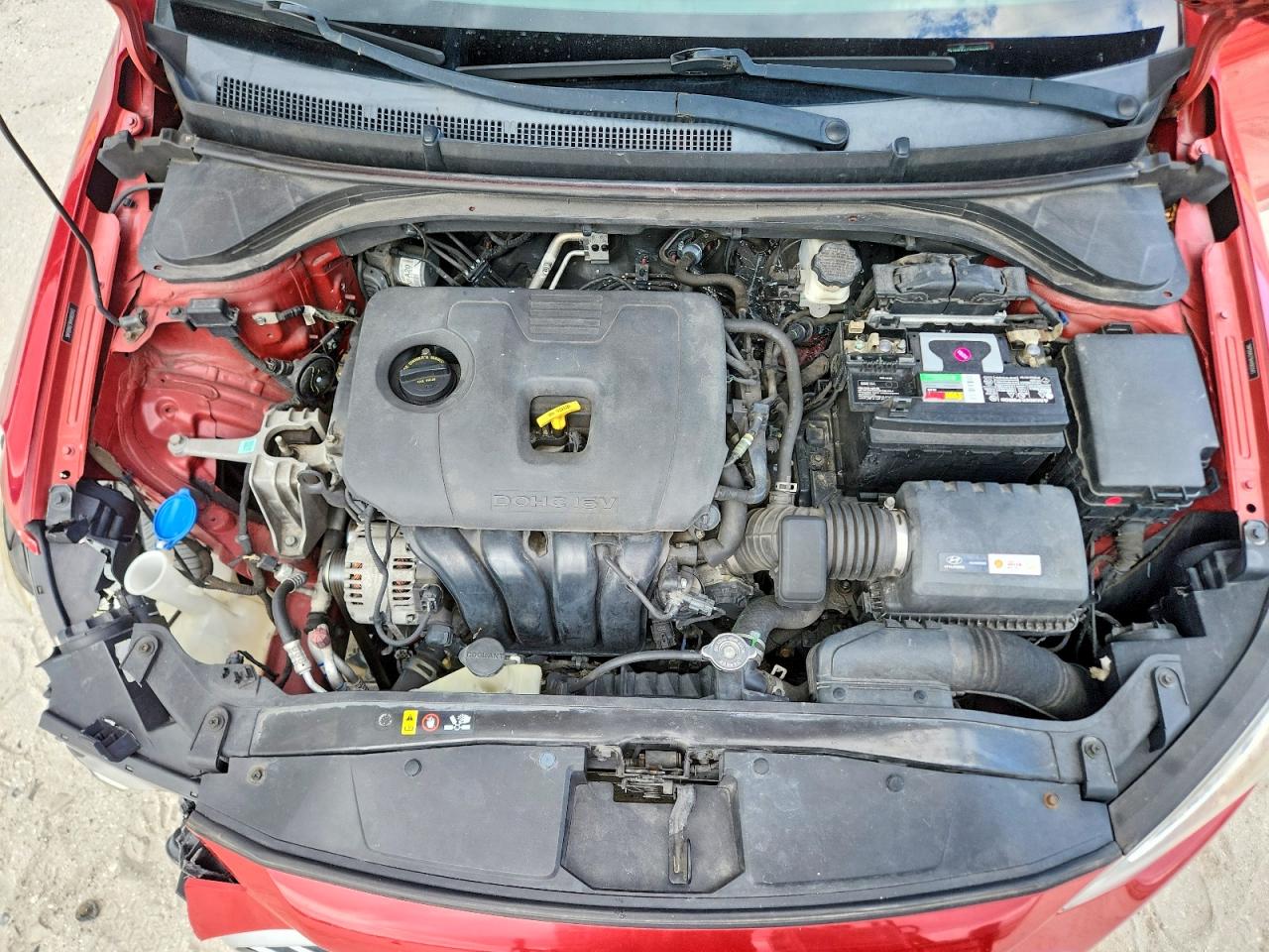 2017 Hyundai Elantra Se Red vin: 5NPD84LF9HH065543