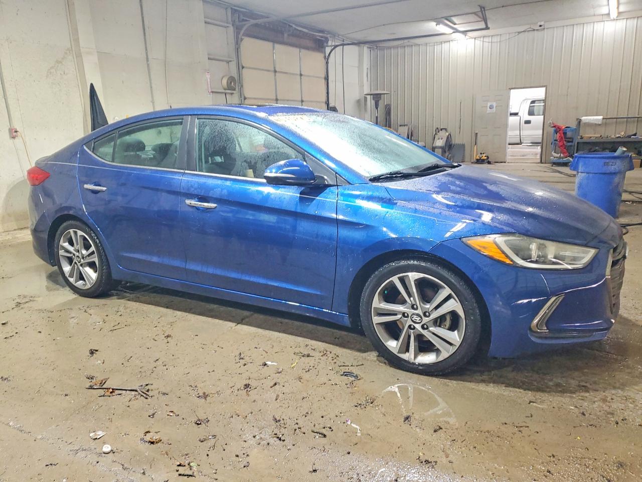 2017 Hyundai Elantra Limited Blue vin: 5NPD84LF9HH070077