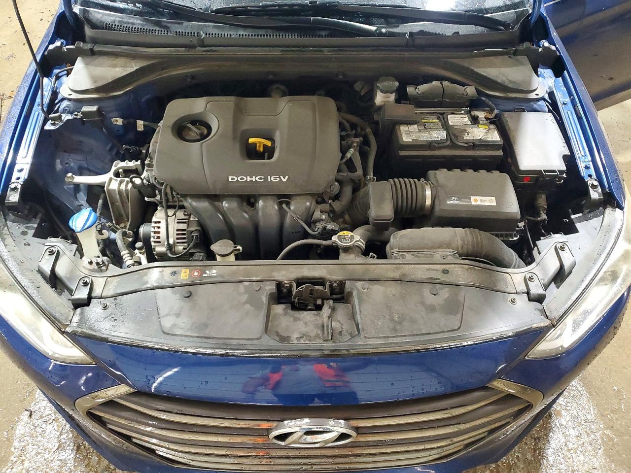 2017 Hyundai Elantra Limited Blue vin: 5NPD84LF9HH070077