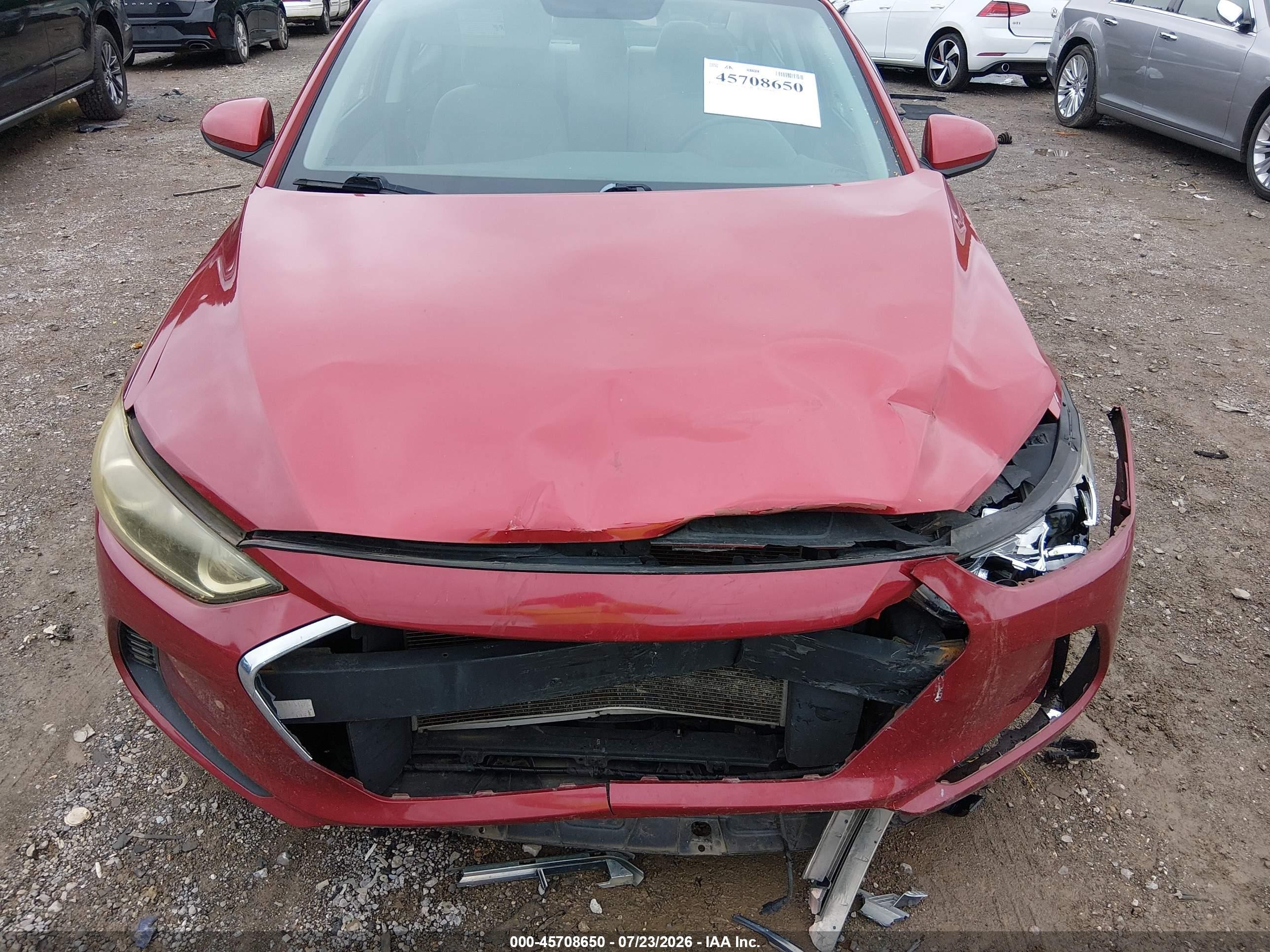 2017 Hyundai Elantra Se Red vin: 5NPD84LF9HH140113