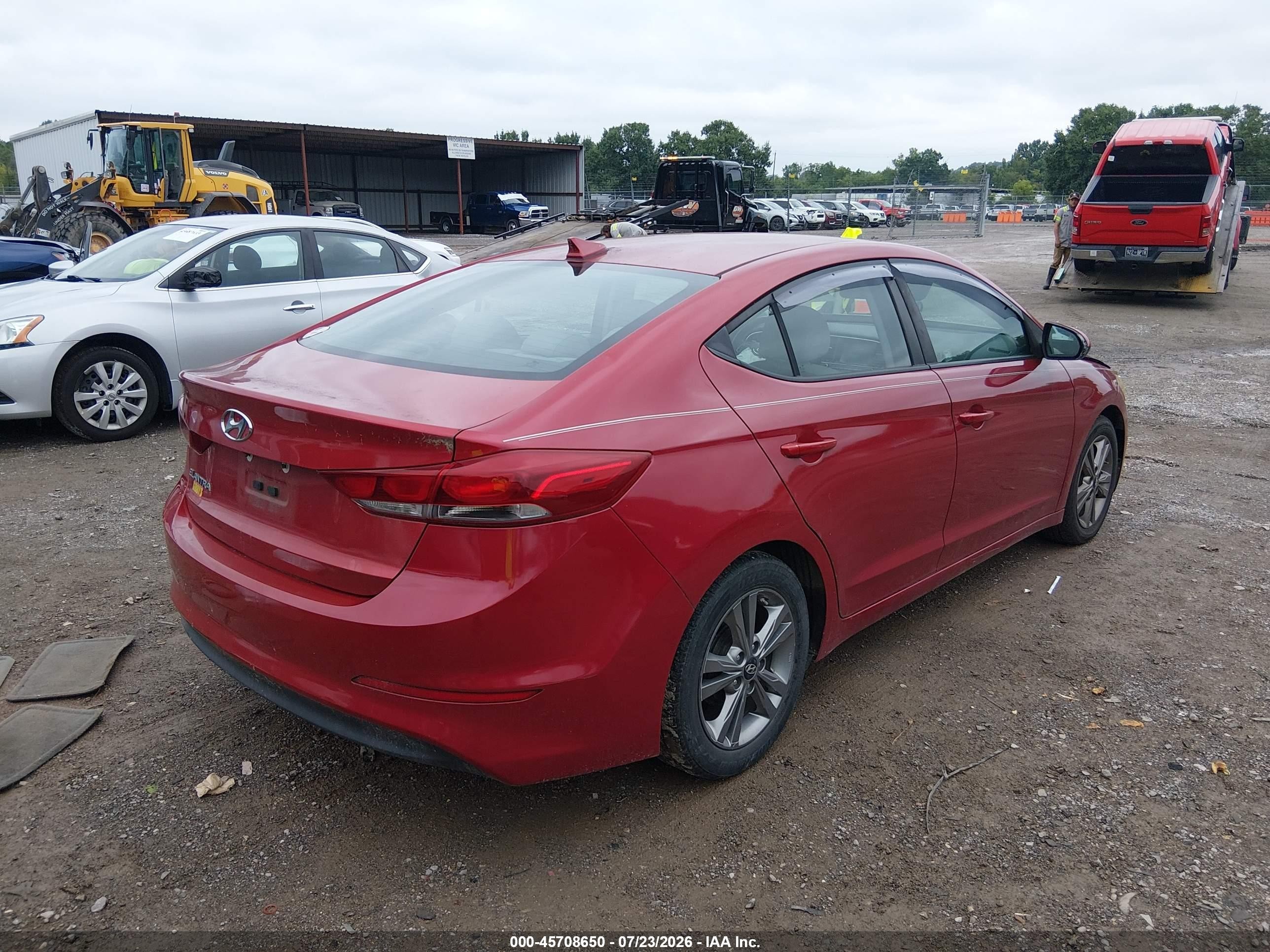 2017 Hyundai Elantra Se Red vin: 5NPD84LF9HH140113