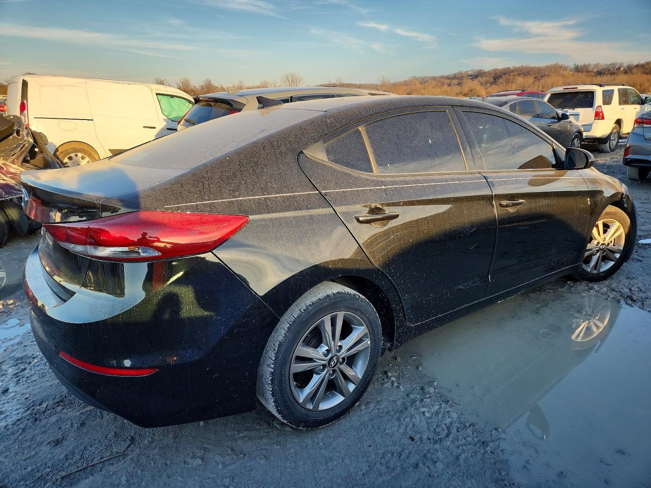 2017 Hyundai Elantra Black vin: 5NPD84LF9HH168140