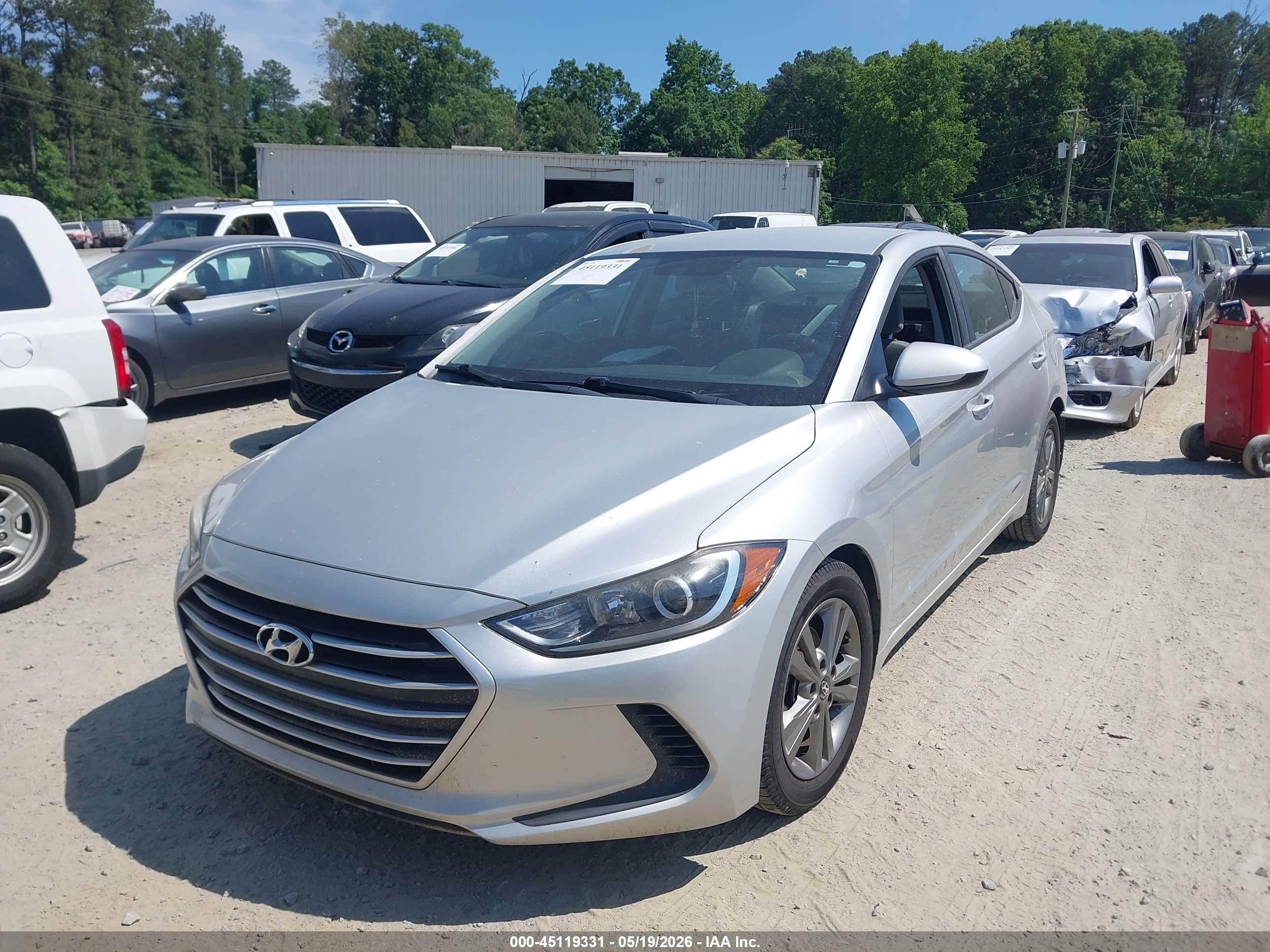2018 Hyundai Elantra Sel Silver vin: 5NPD84LF9JH249838