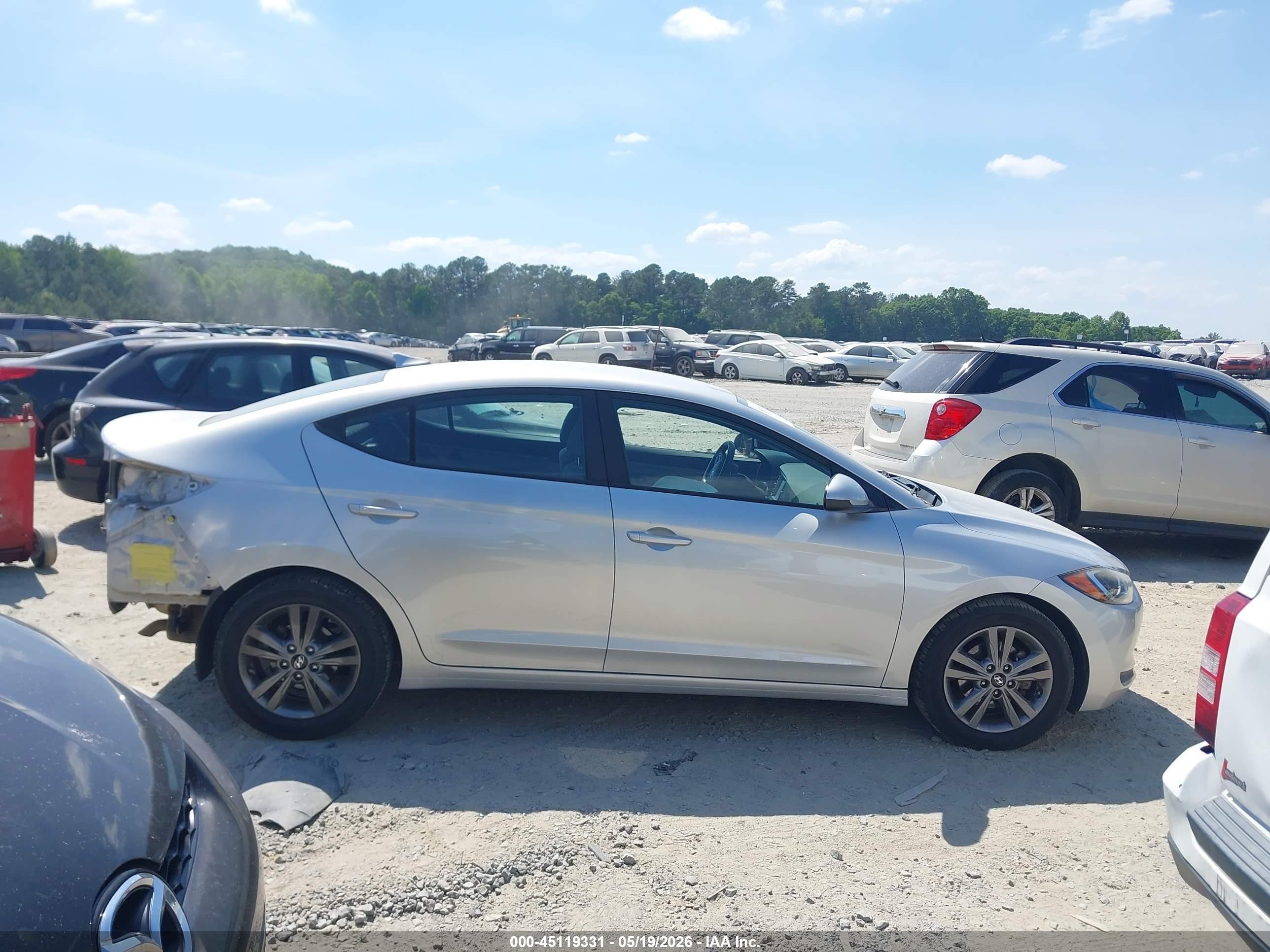 2018 Hyundai Elantra Sel Silver vin: 5NPD84LF9JH249838