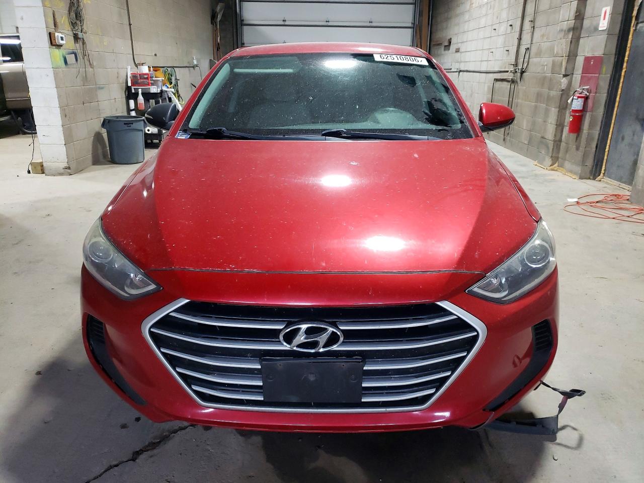 2018 Hyundai Elantra Sel Красный vin: 5NPD84LF9JH300013