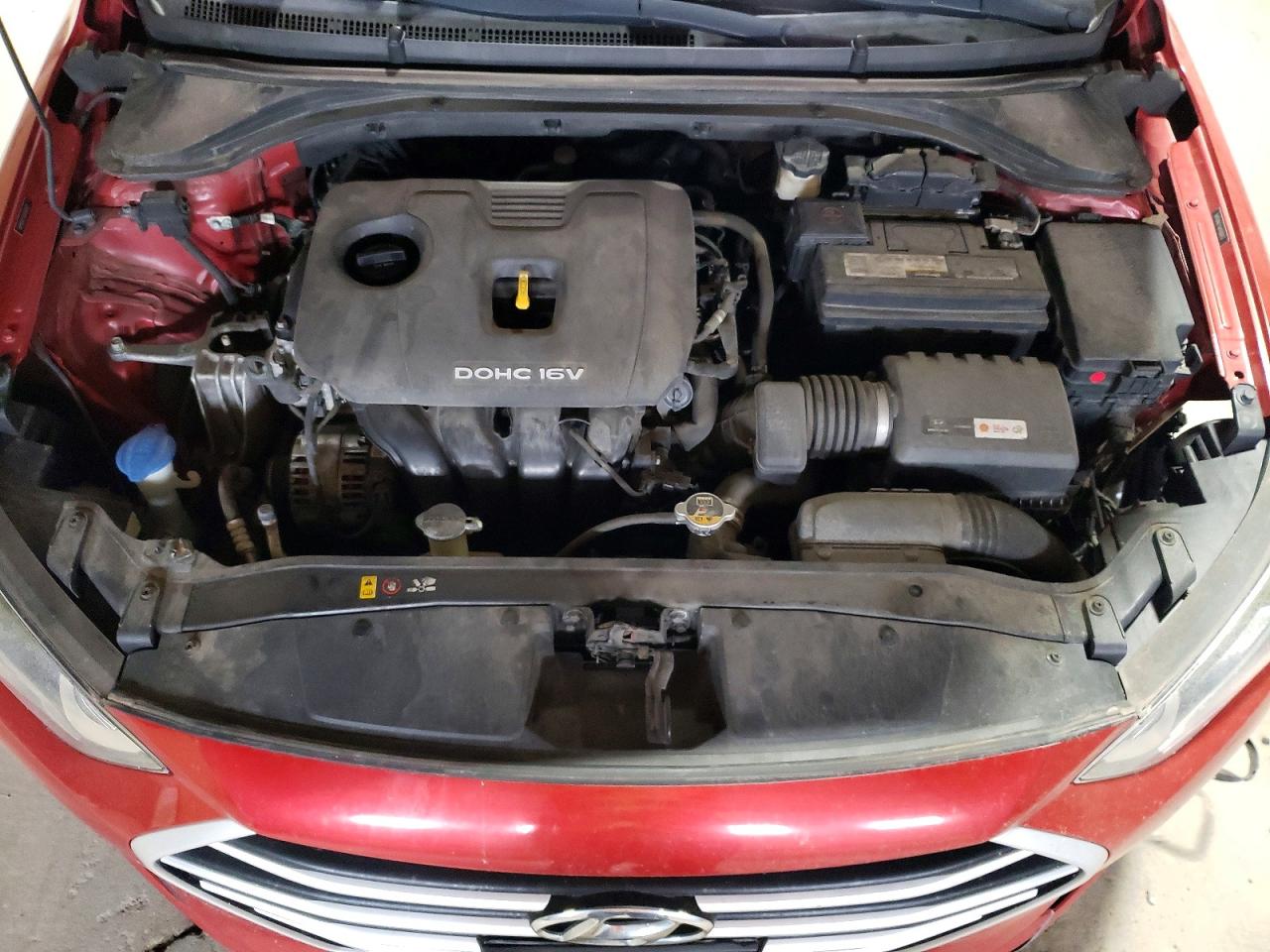 2018 Hyundai Elantra Sel Красный vin: 5NPD84LF9JH300013