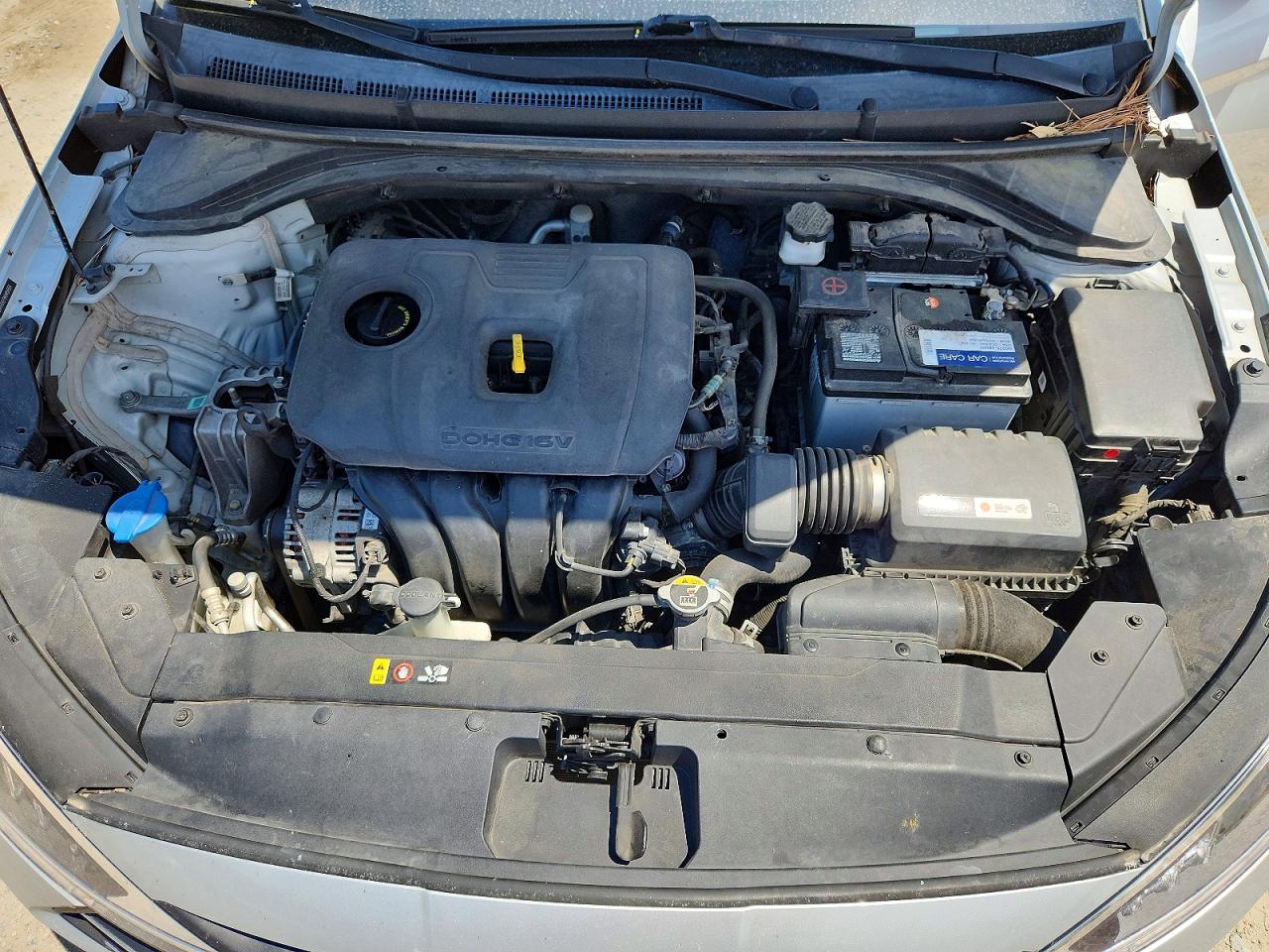 2019 Hyundai Elantra Value Edition Silver vin: 5NPD84LF9KH454884