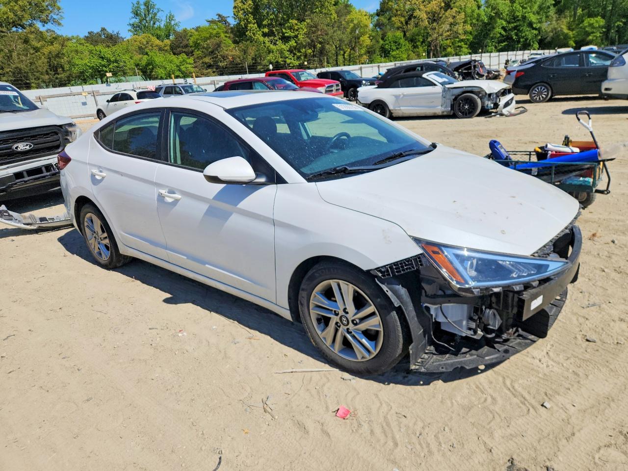 2020 Hyundai Elantra Value Edition White vin: 5NPD84LF9LH612271