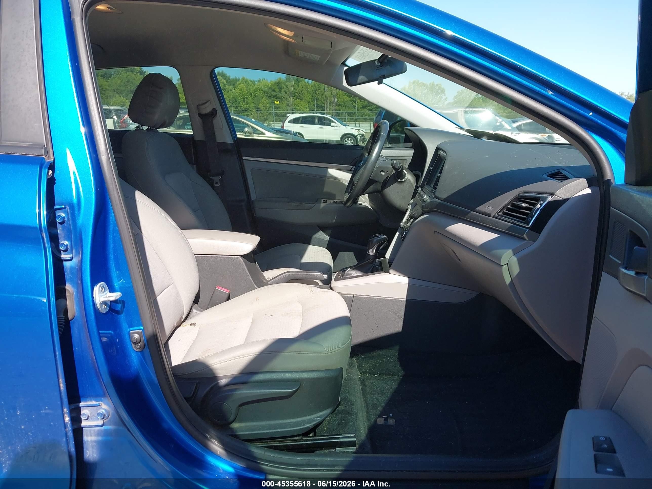 2017 Hyundai Elantra Se Синий vin: 5NPD84LFXHH027559