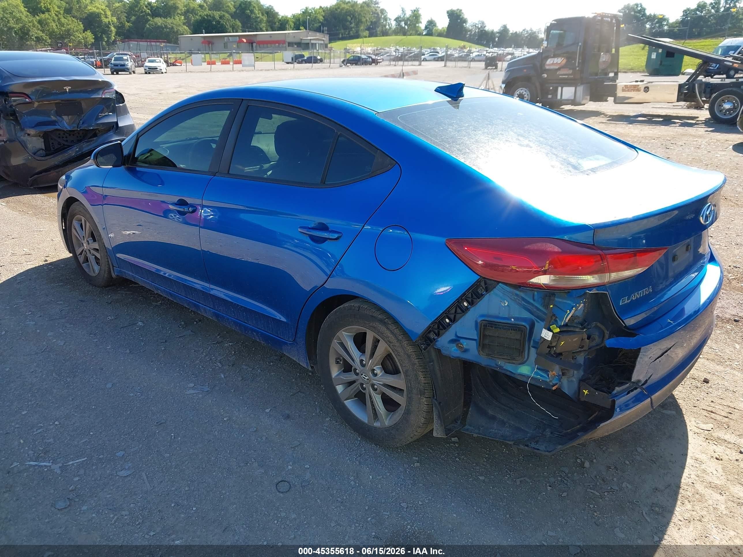 2017 Hyundai Elantra Se Синий vin: 5NPD84LFXHH027559