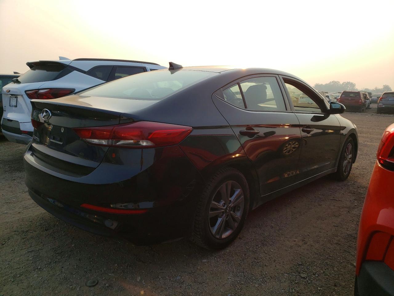 2017 Hyundai Elantra Se Black vin: 5NPD84LFXHH102163