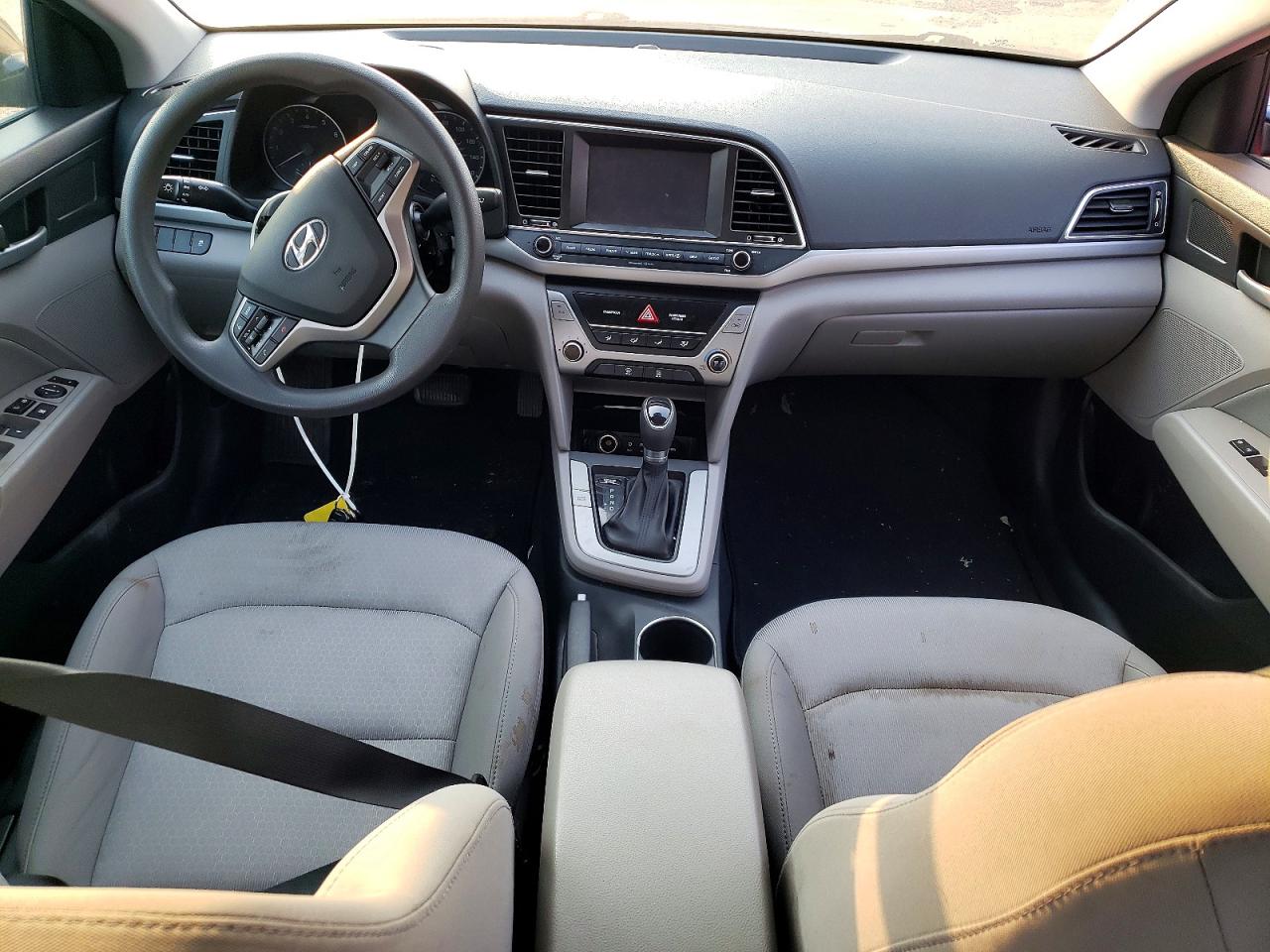 2017 Hyundai Elantra Se Black vin: 5NPD84LFXHH102163