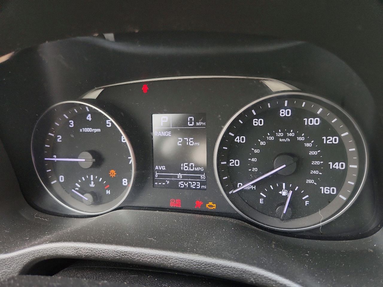 2017 Hyundai Elantra Se Silver vin: 5NPD84LFXHH120064