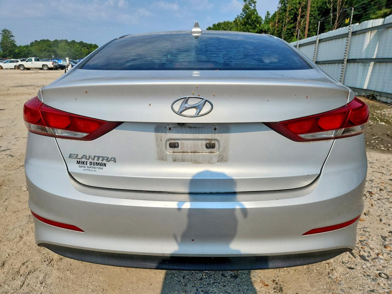 2017 Hyundai Elantra Se Silver vin: 5NPD84LFXHH120064