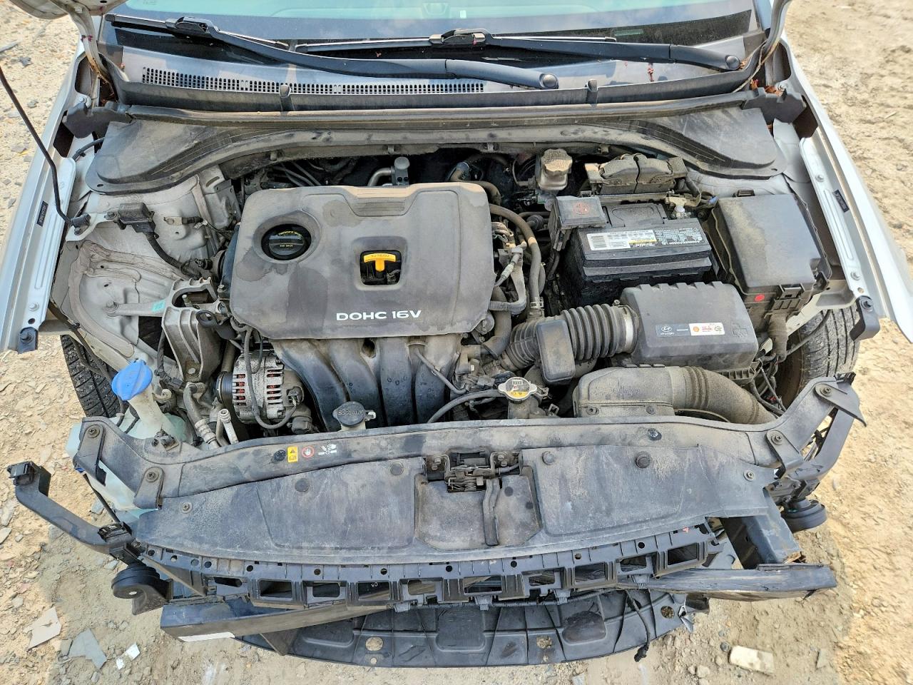2017 Hyundai Elantra Se Silver vin: 5NPD84LFXHH120064
