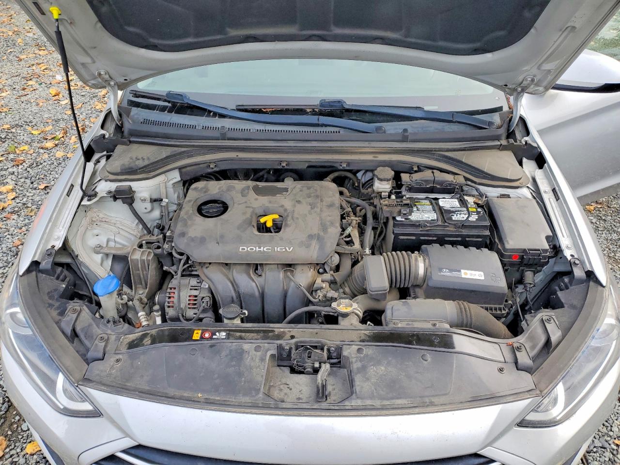 2017 Hyundai Elantra Se Серебряный vin: 5NPD84LFXHH210864