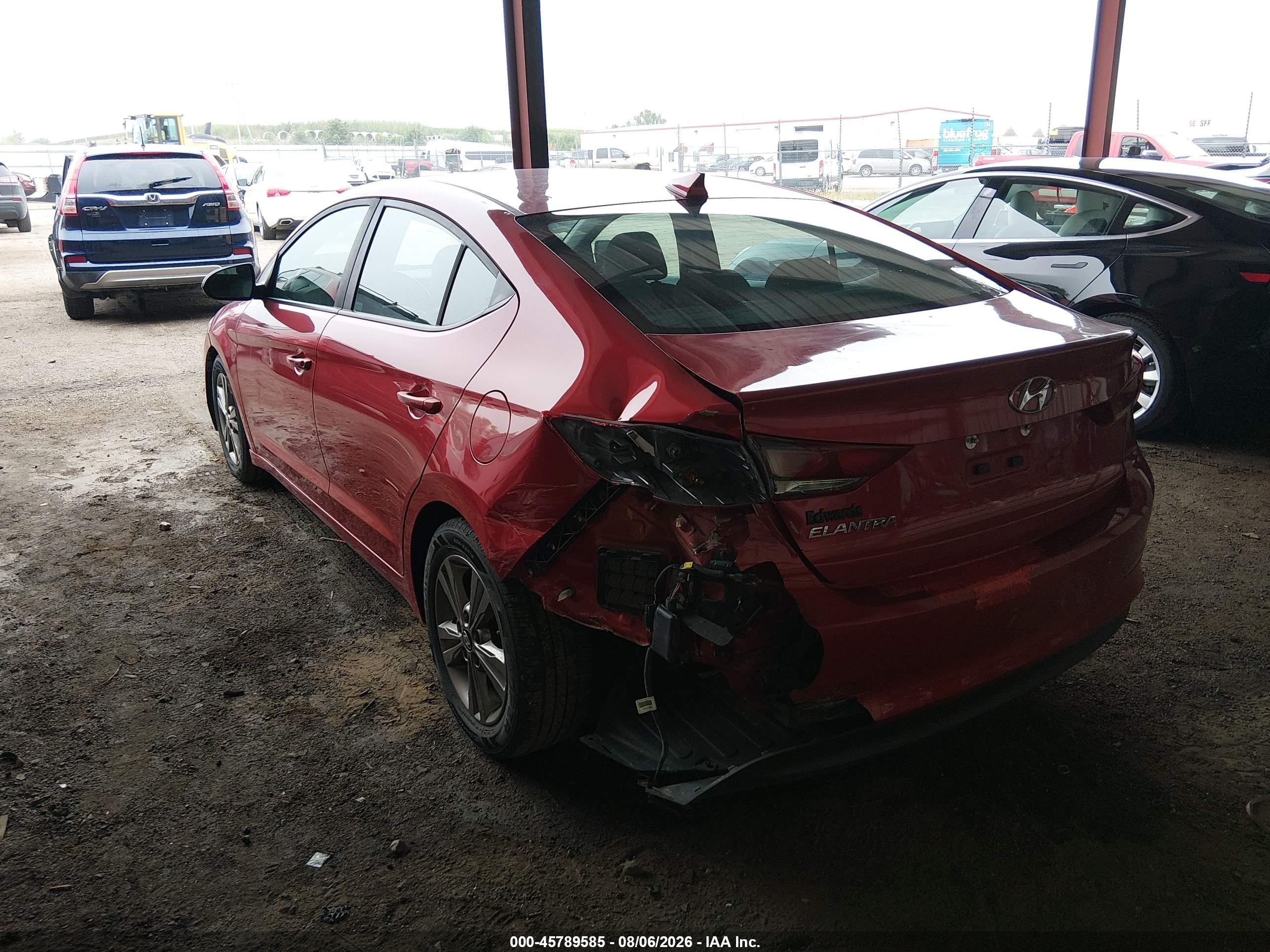 2018 Hyundai Elantra Value Edition Красный vin: 5NPD84LFXJH280967