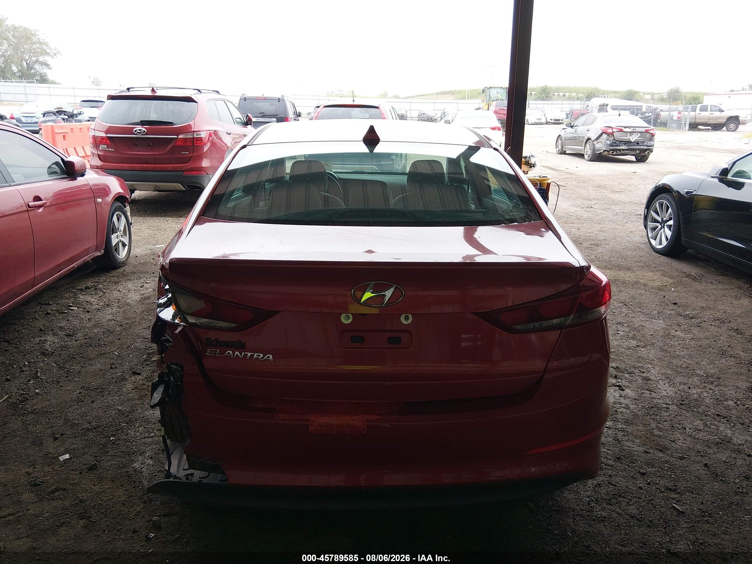 2018 Hyundai Elantra Value Edition Красный vin: 5NPD84LFXJH280967