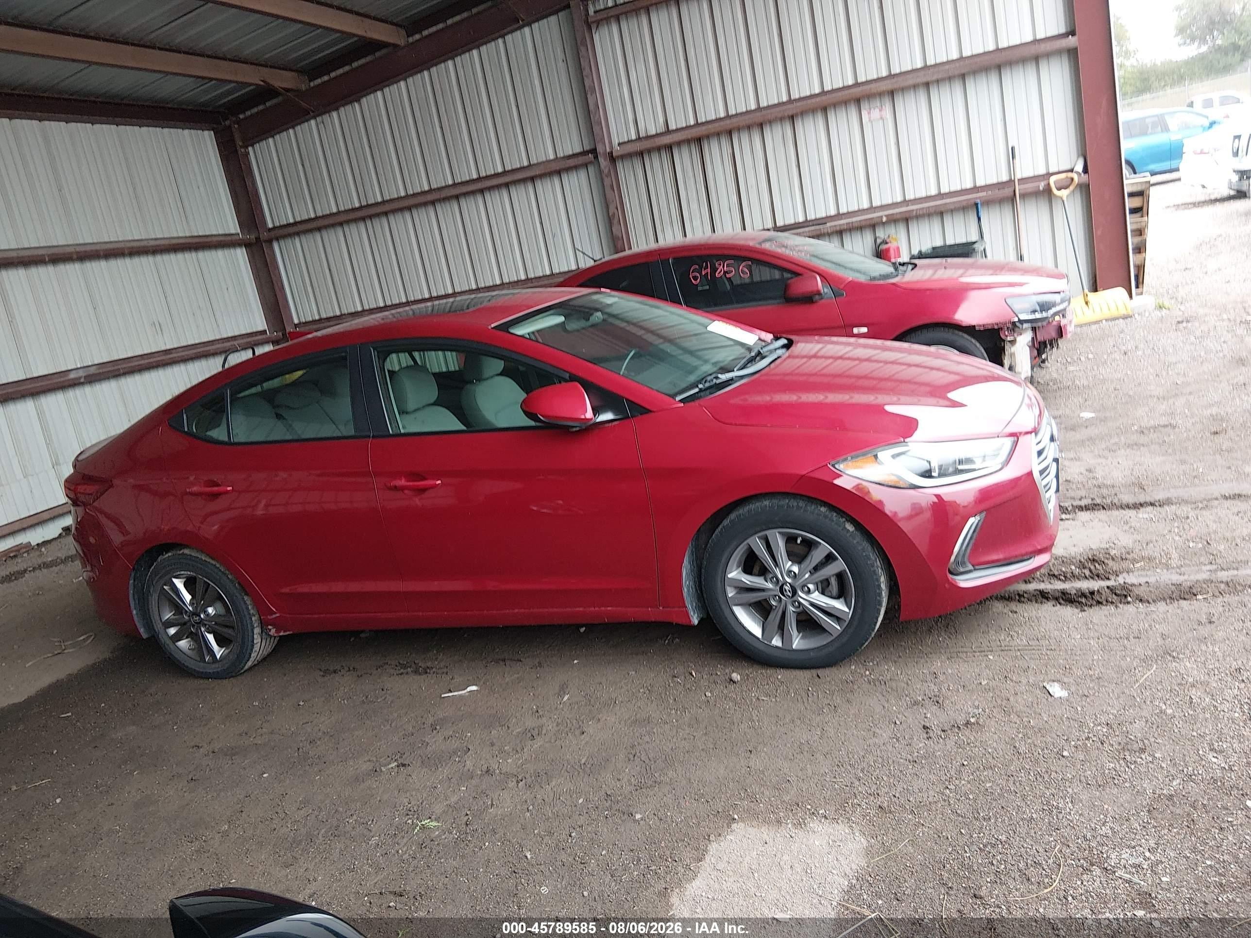 2018 Hyundai Elantra Value Edition Красный vin: 5NPD84LFXJH280967
