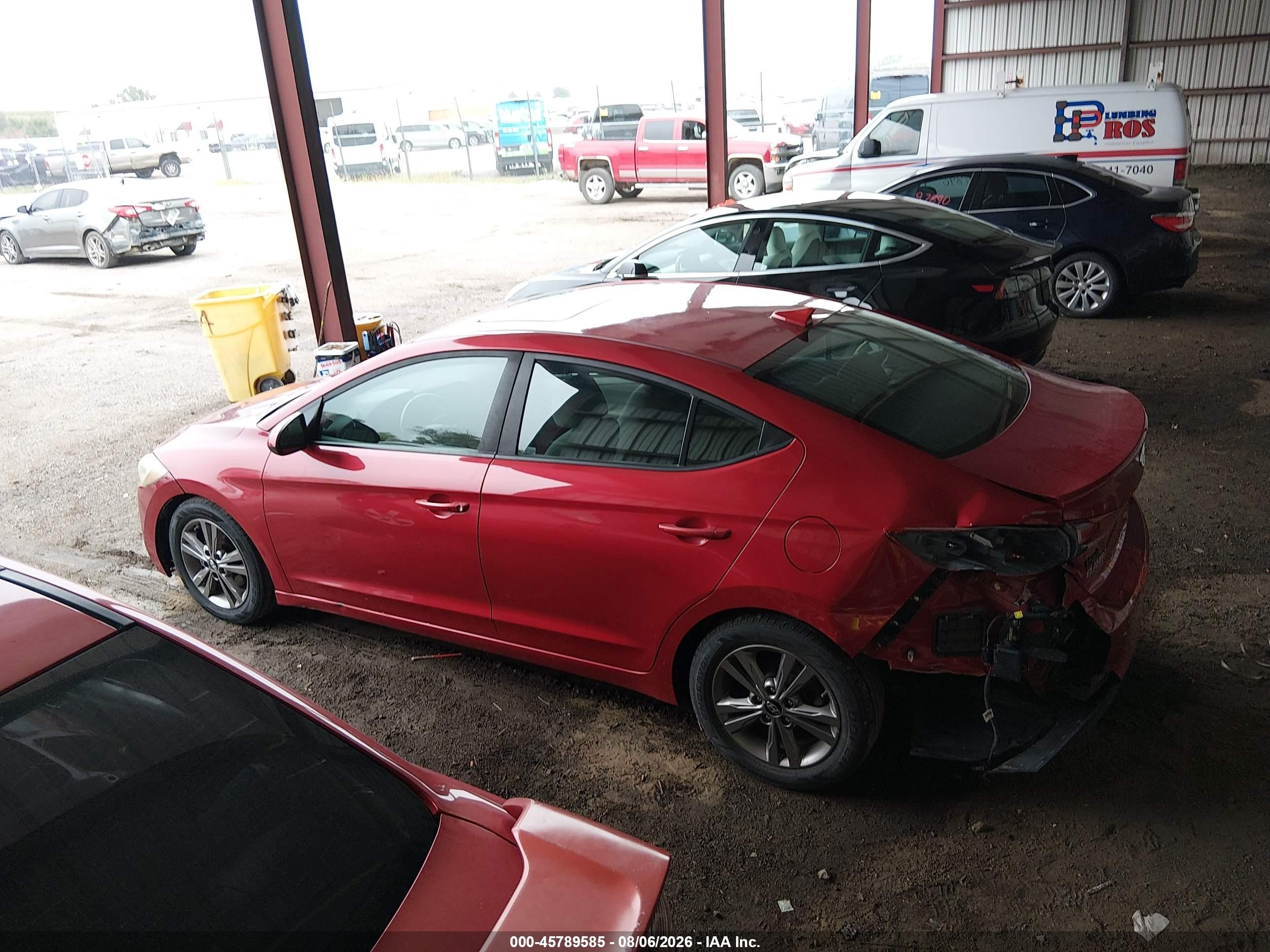 2018 Hyundai Elantra Value Edition Красный vin: 5NPD84LFXJH280967