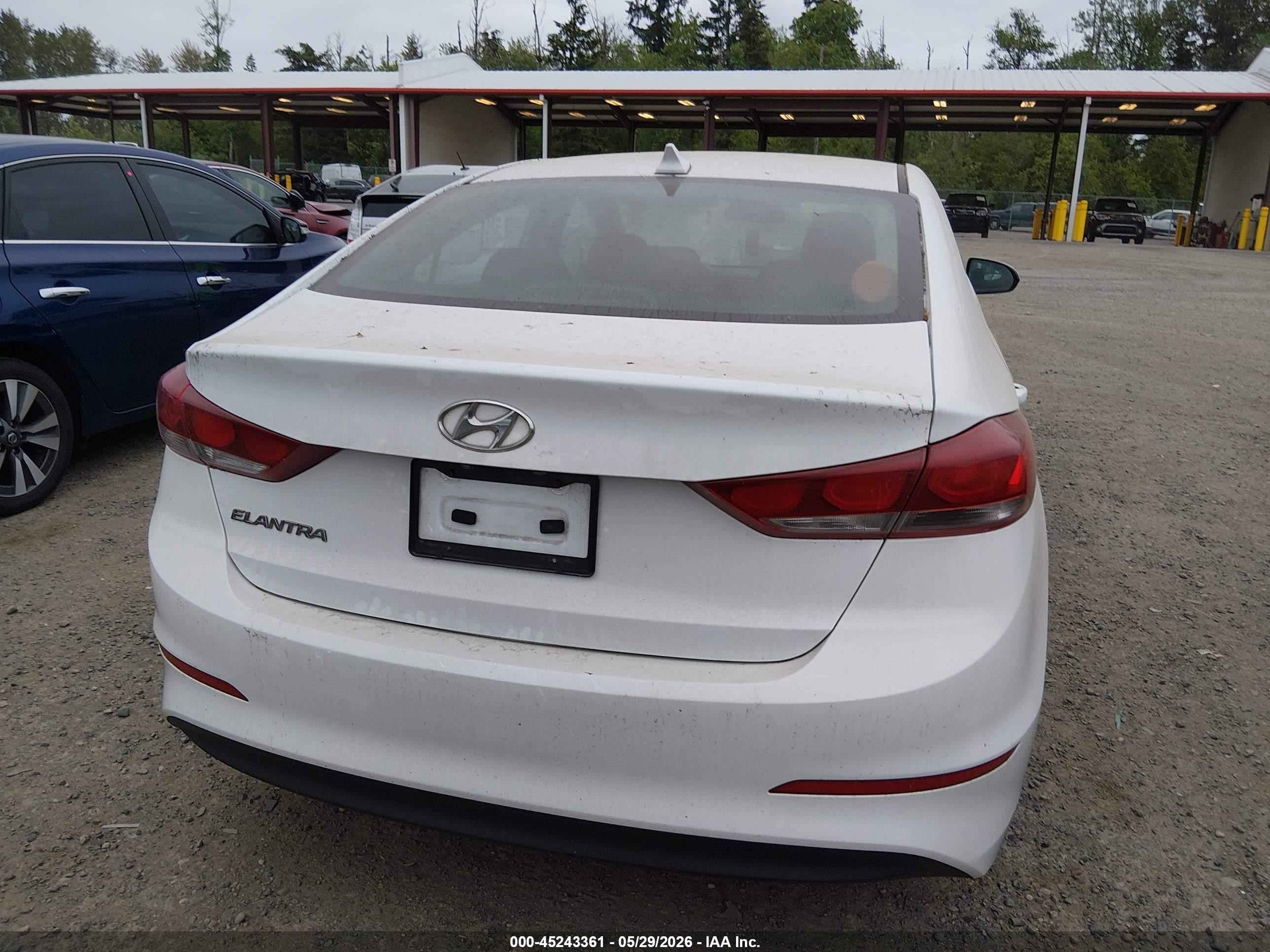 2018 Hyundai Elantra Sel White vin: 5NPD84LFXJH299793